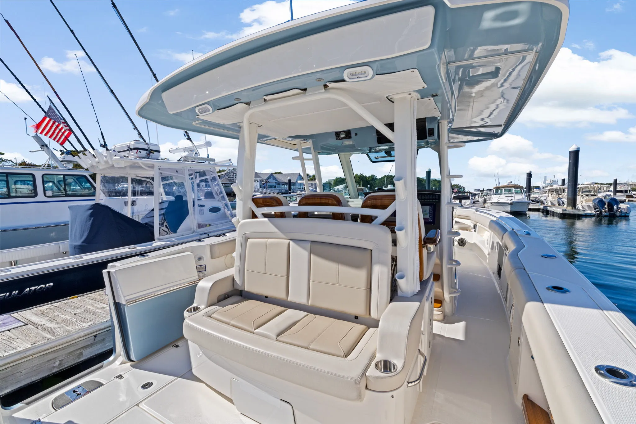 2024 Boston Whaler 380 Outrage Image Thumbnail #12