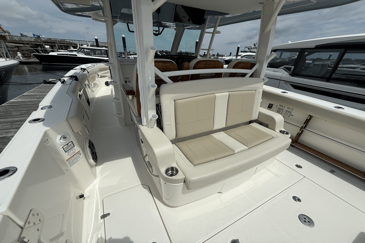 2024 Boston Whaler 380 Outrage Image Thumbnail #7