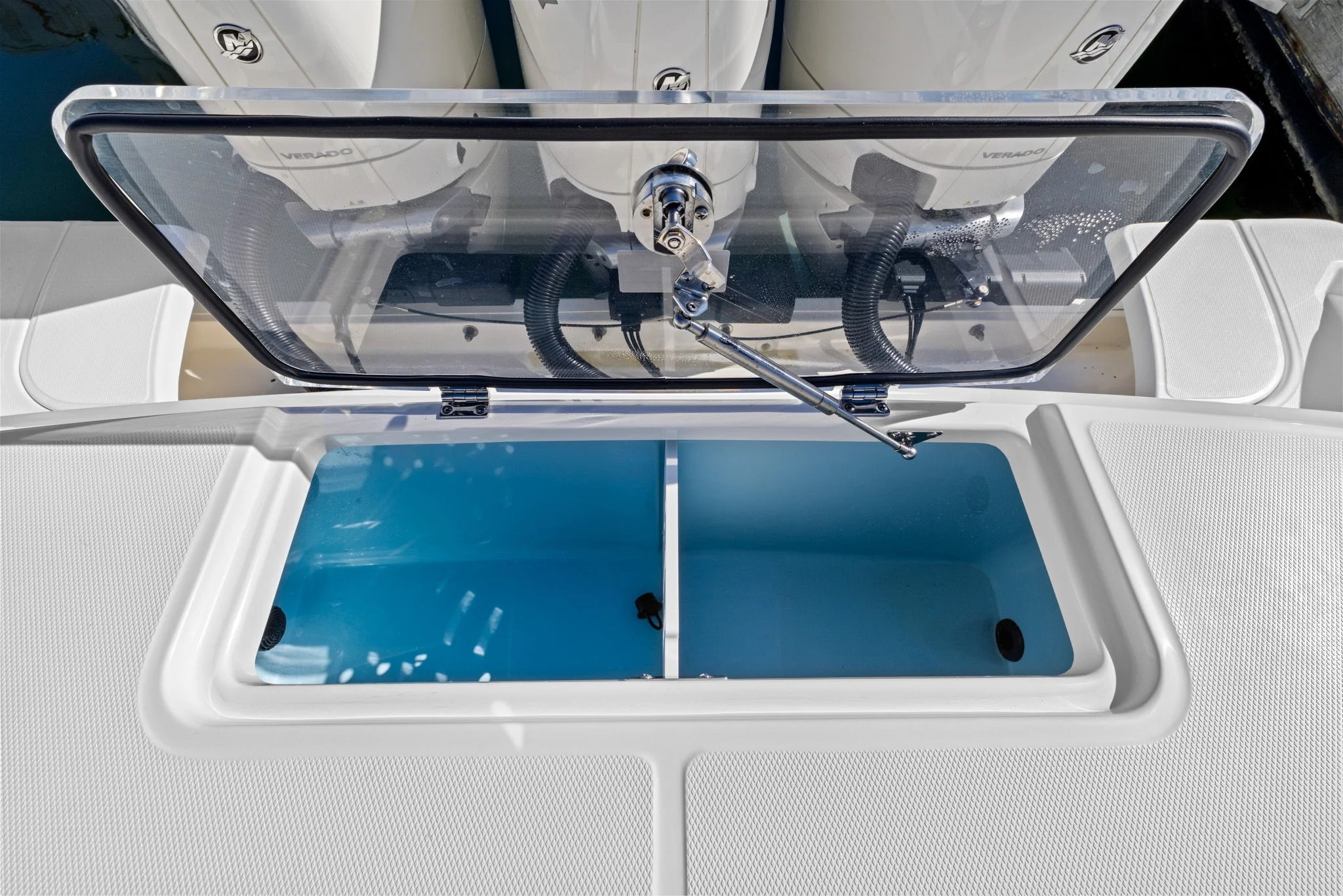 2024 Boston Whaler 380 Outrage Image Thumbnail #15