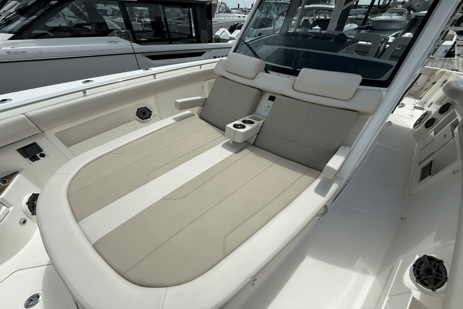 2024 Boston Whaler 380 Outrage Image Thumbnail #21