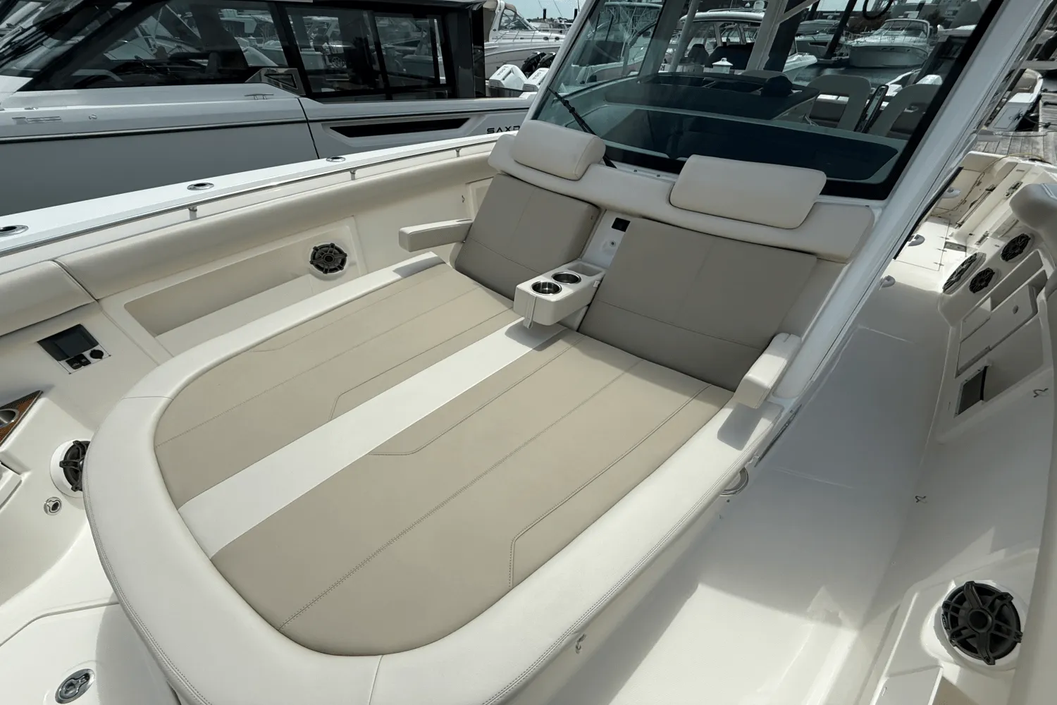 2024 Boston Whaler 380 Outrage Image Thumbnail #21