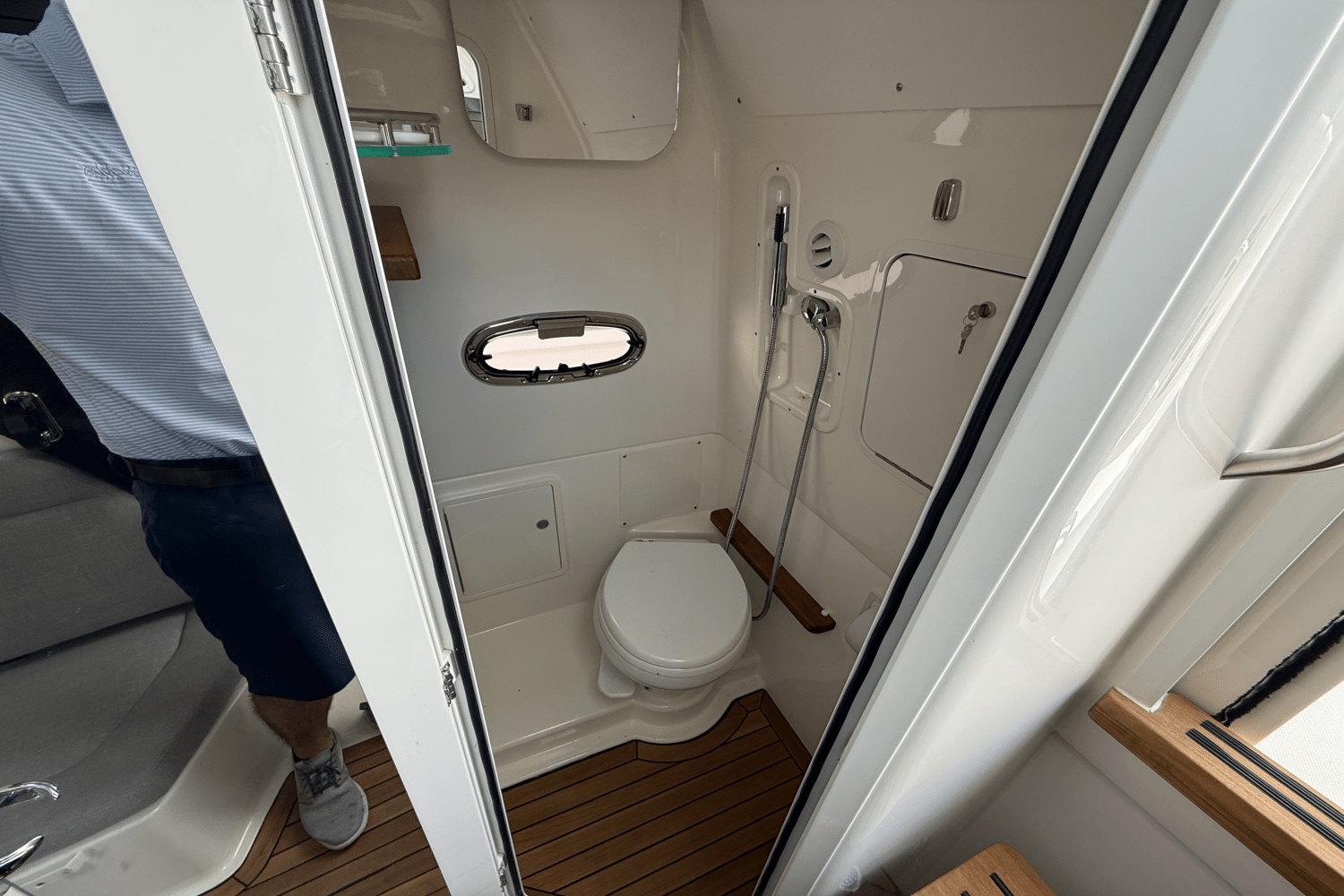 2024 Boston Whaler 380 Outrage Image Thumbnail #16
