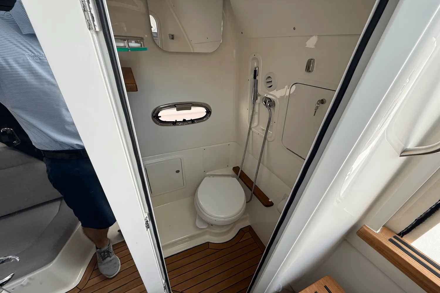 2024 Boston Whaler 380 Outrage Image Thumbnail #16