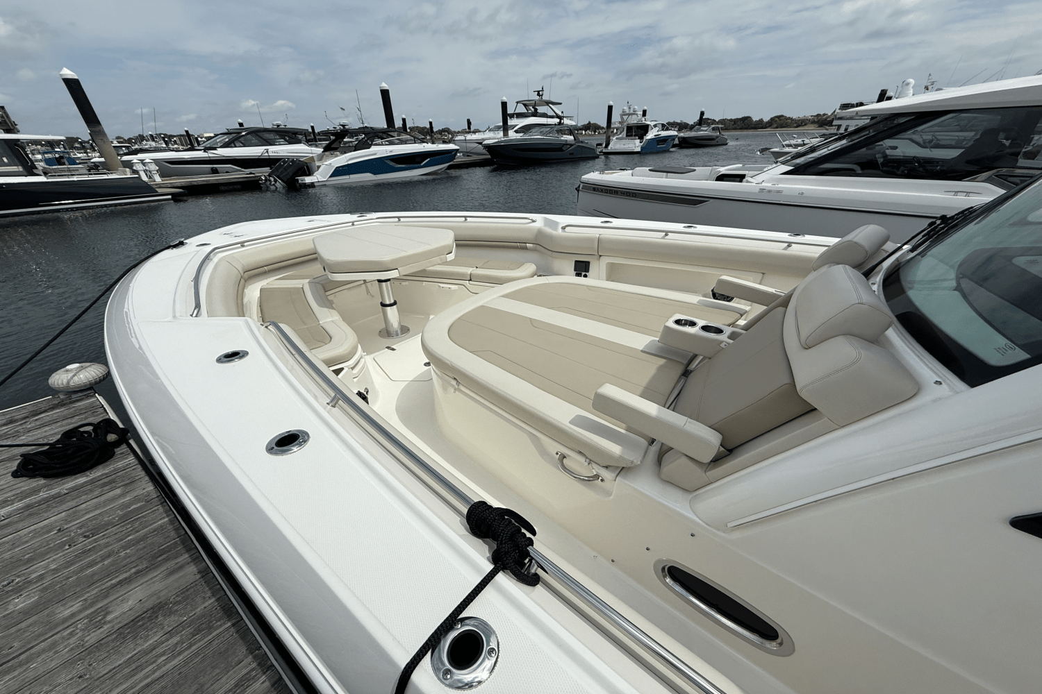 2024 Boston Whaler 380 Outrage Image Thumbnail #2