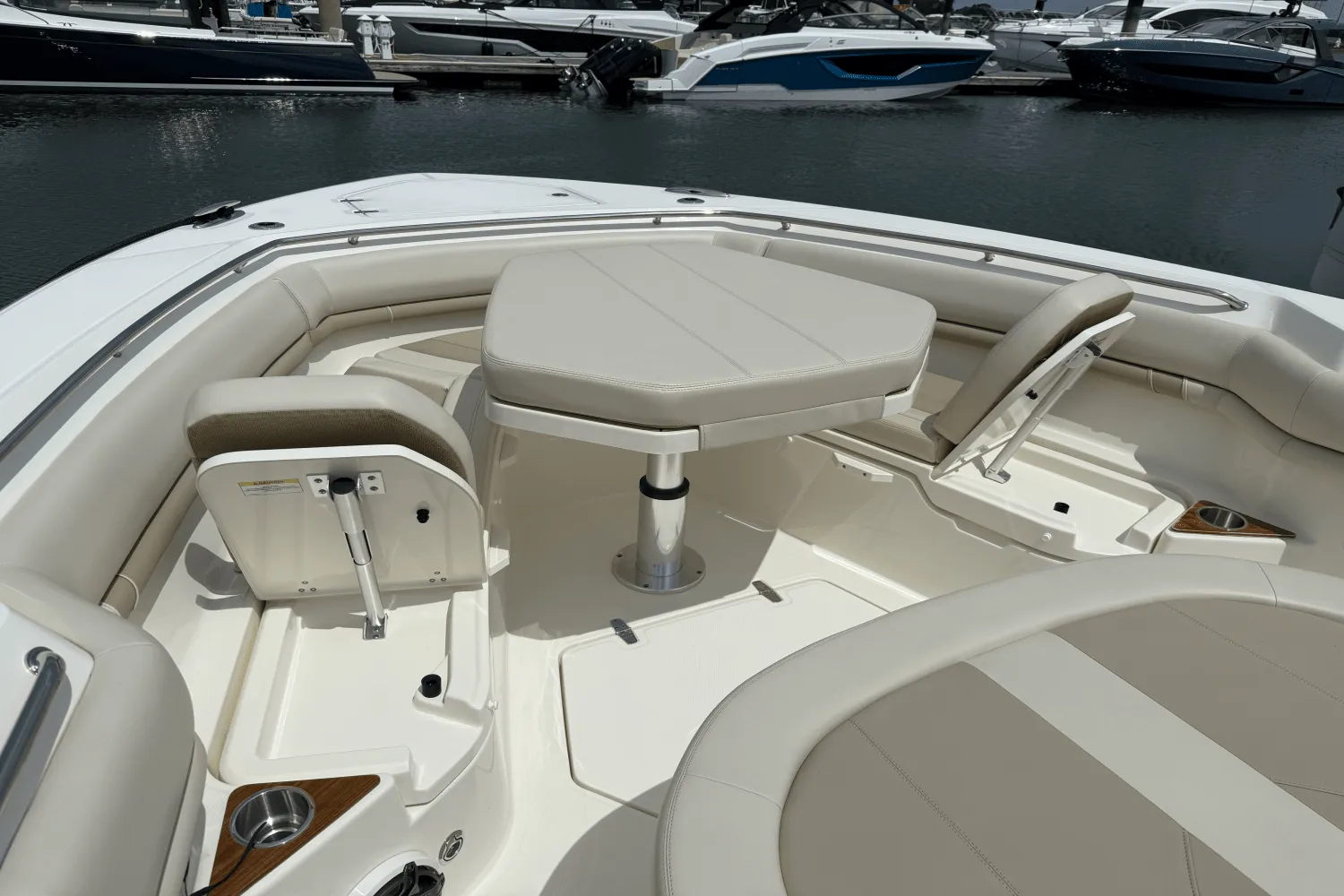 2024 Boston Whaler 380 Outrage Image Thumbnail #24