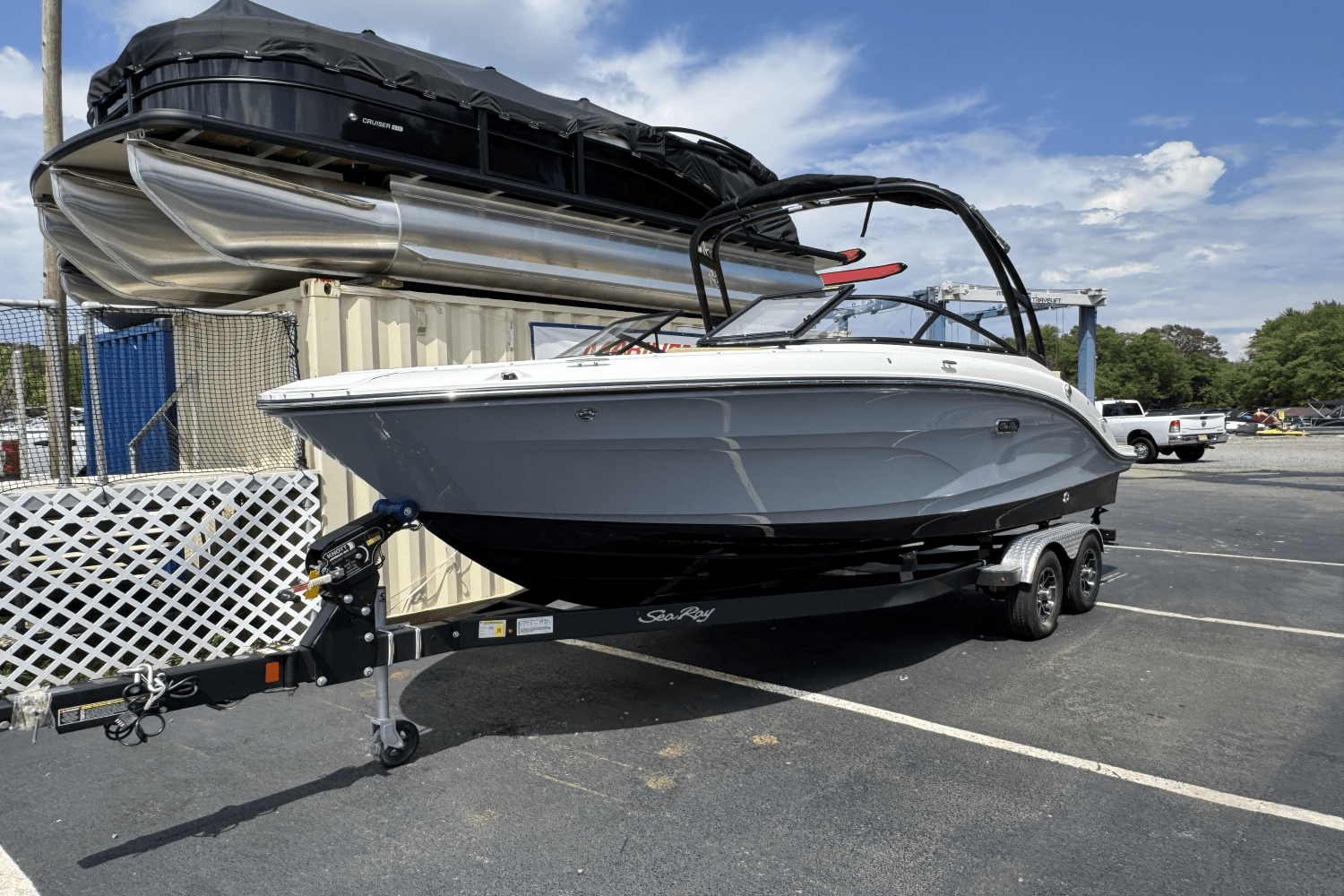2025 Sea Ray SPX 210 Image Thumbnail #7