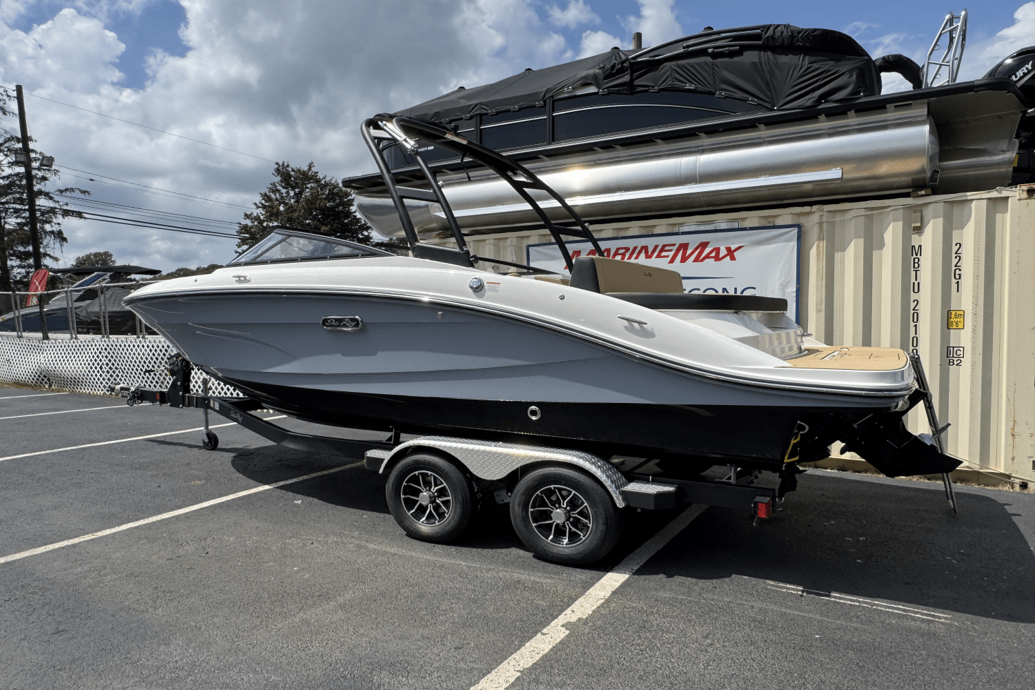 2025 Sea Ray SPX 210 Image Thumbnail #4