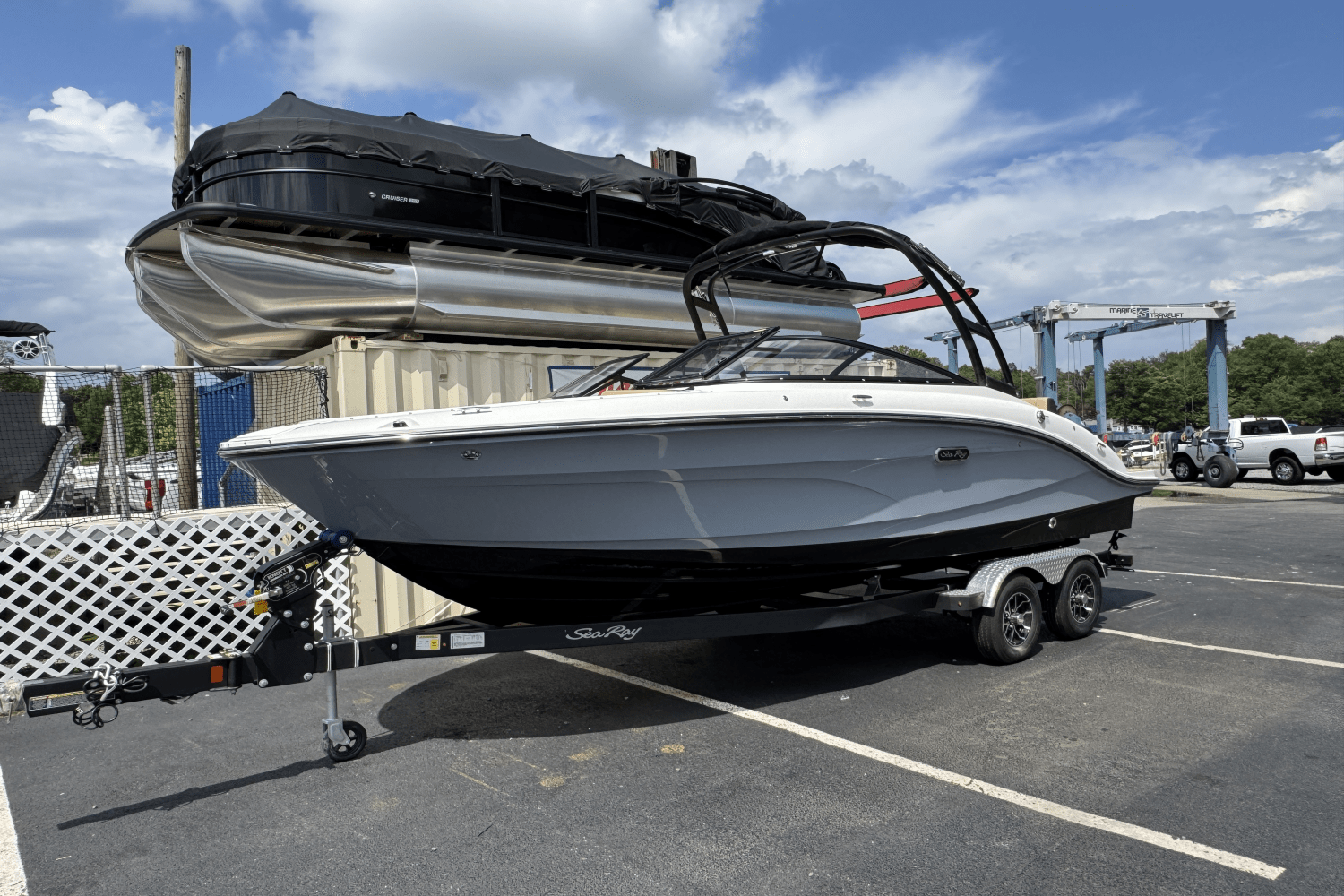 2025 Sea Ray SPX 210 Image Thumbnail #6