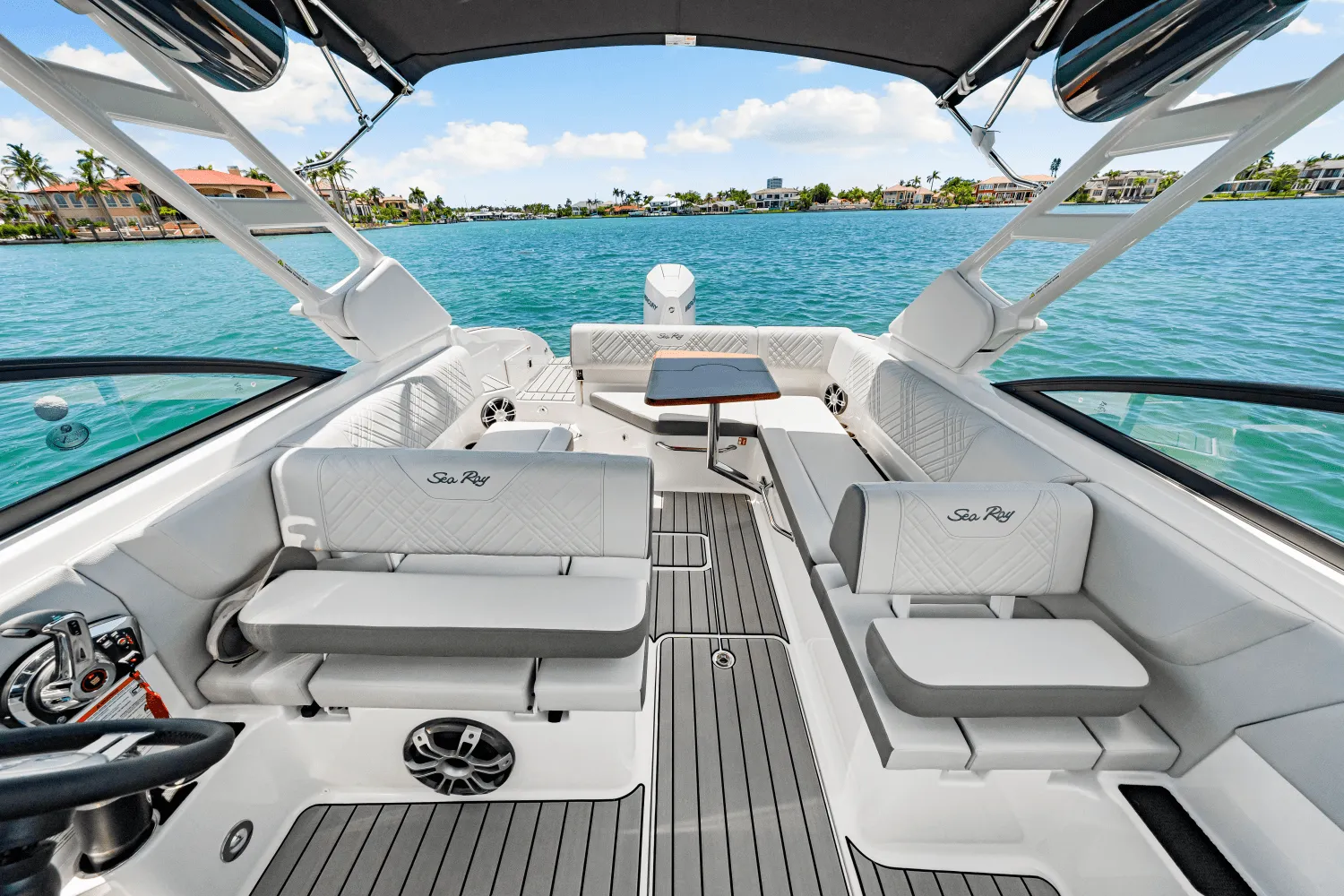 2025 Sea Ray SDX 270 Outboard Image Thumbnail #35