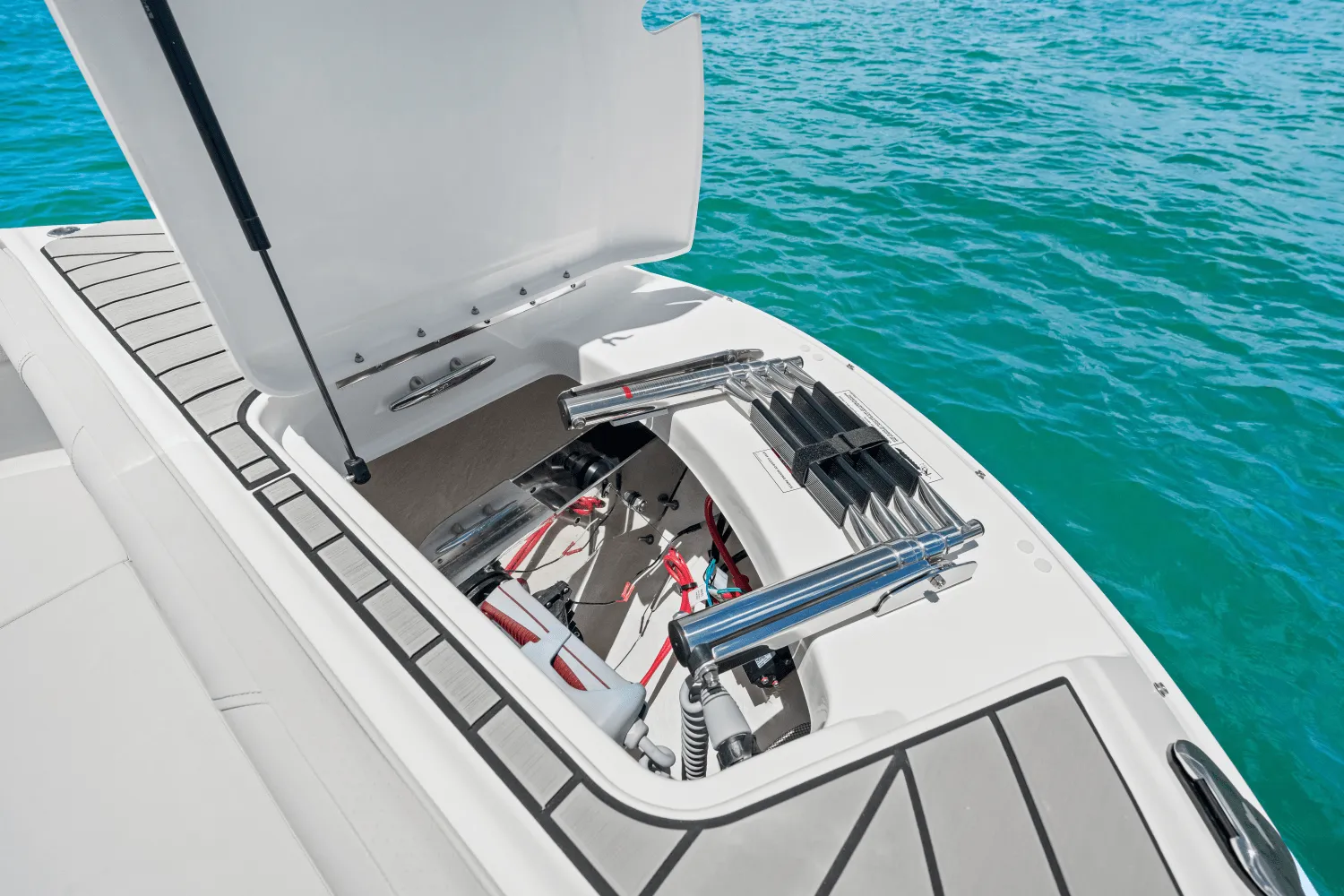 2025 Sea Ray SDX 270 Outboard Image Thumbnail #49