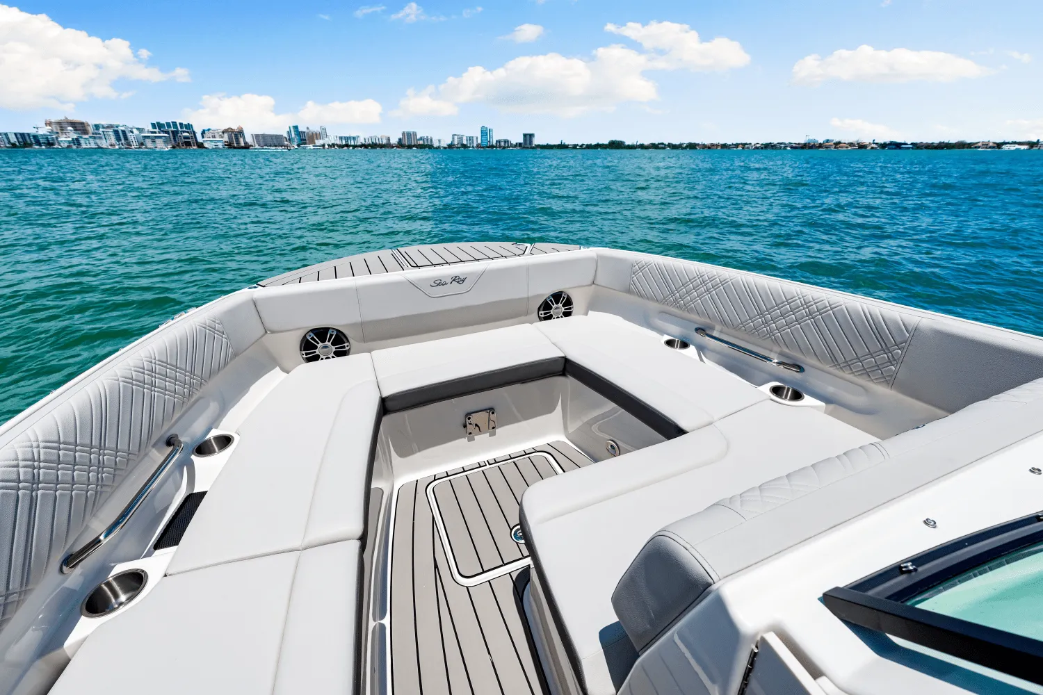 2025 Sea Ray SDX 270 Outboard Image Thumbnail #46
