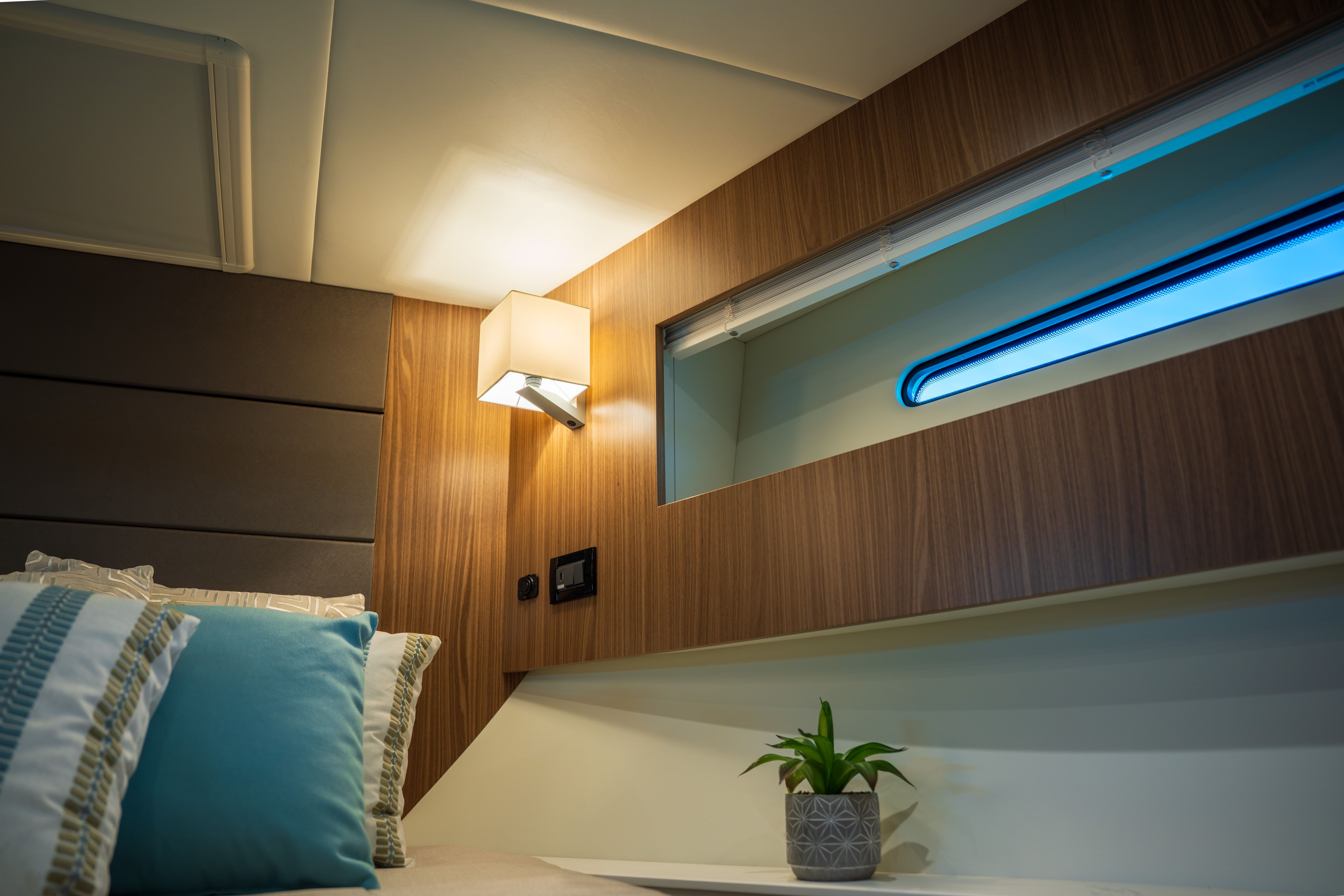 2026 Cruisers Yachts 42 Cantius Image Thumbnail #39