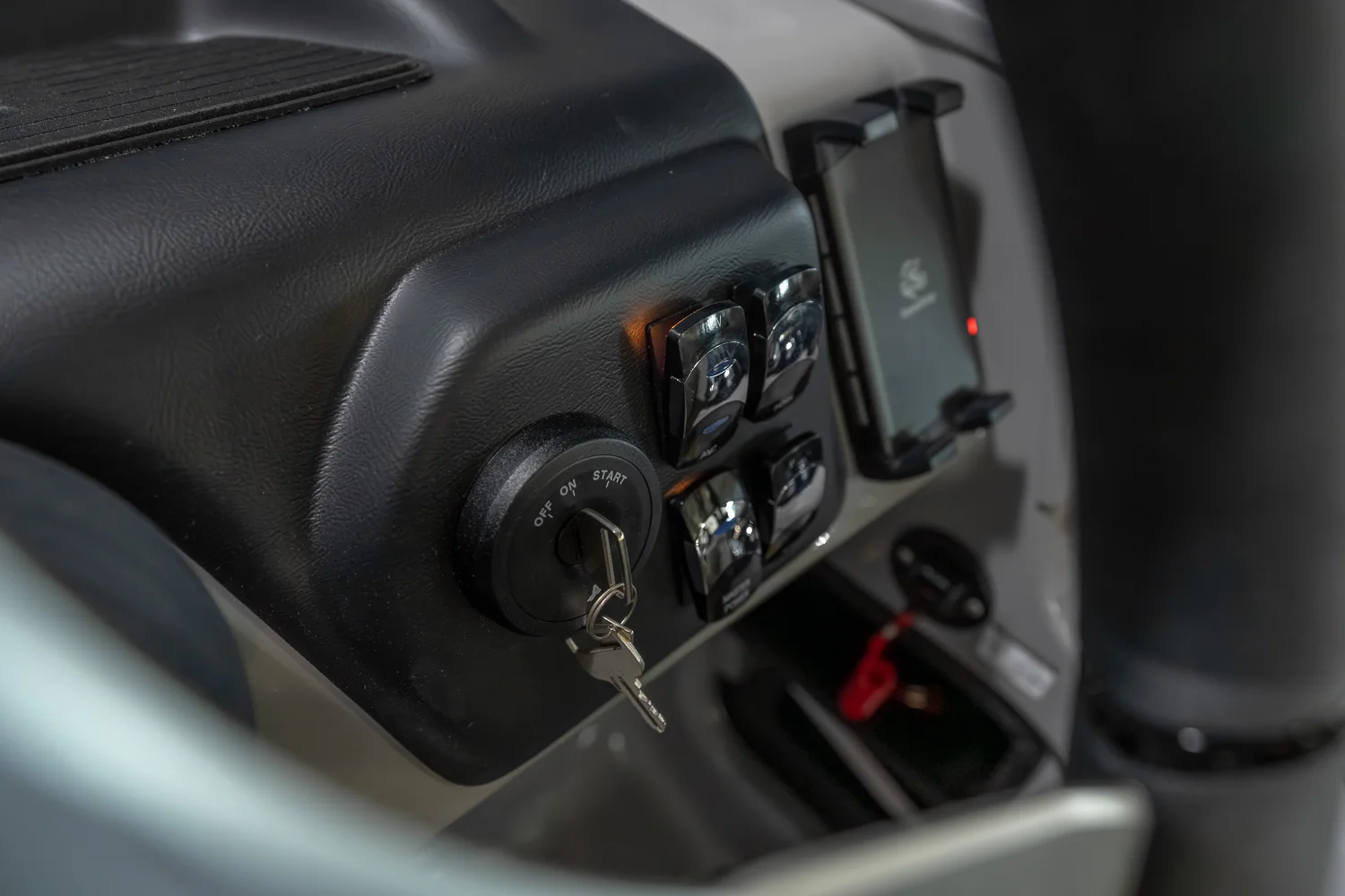 2026 Harris Cruiser 230 Image Thumbnail #15