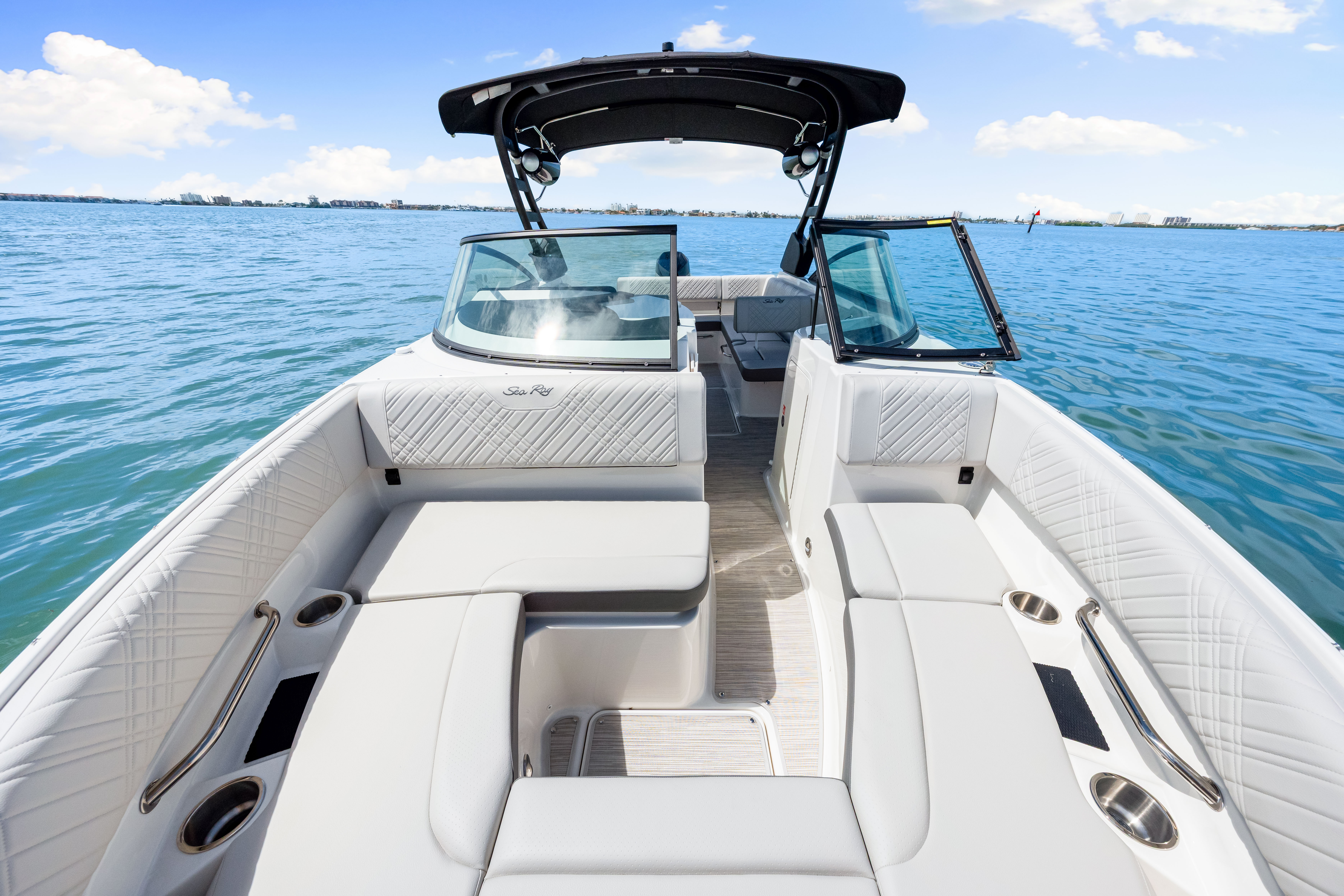 2025 Sea Ray SDX 250 Outboard Image Thumbnail #40