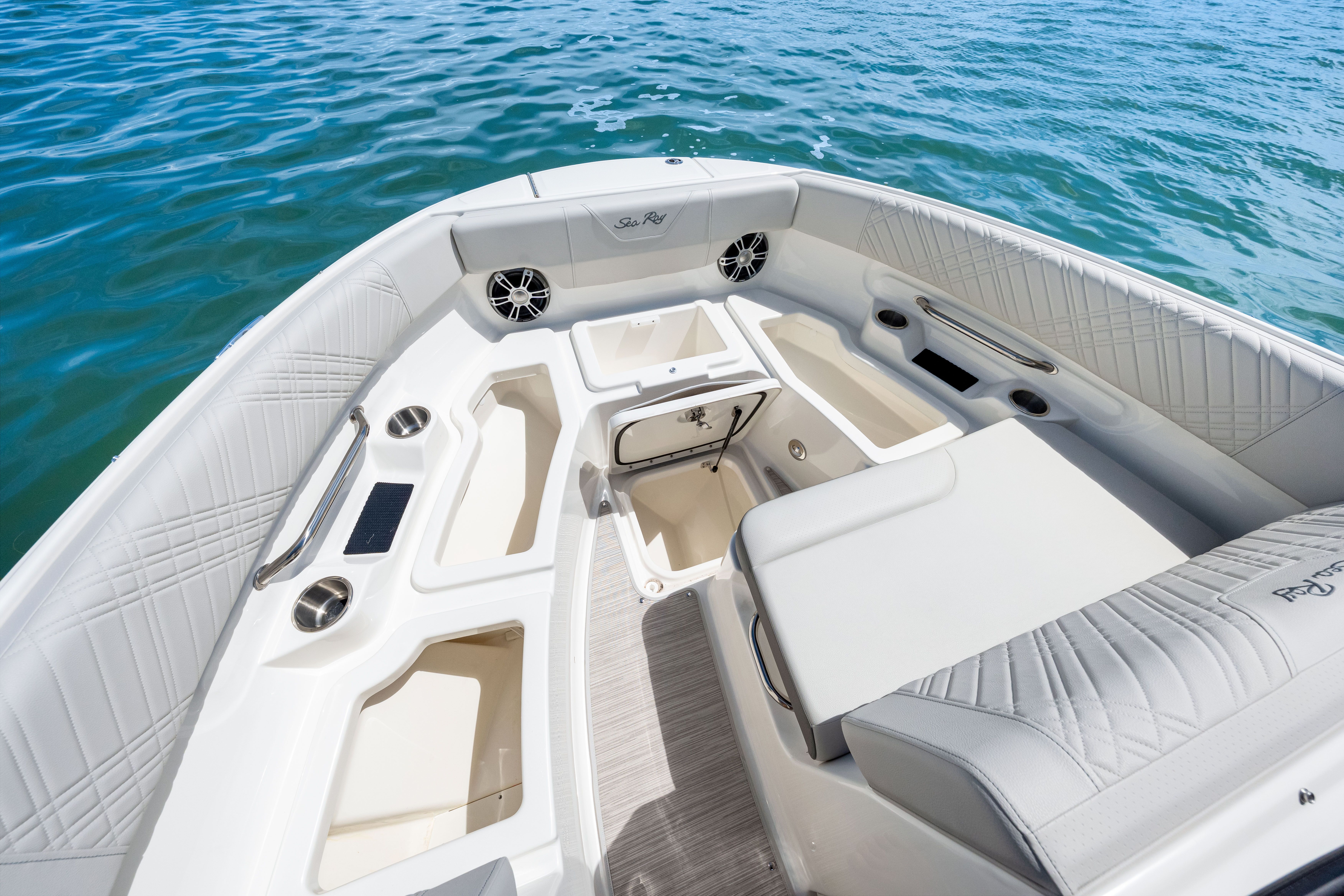 2025 Sea Ray SDX 250 Outboard Image Thumbnail #42