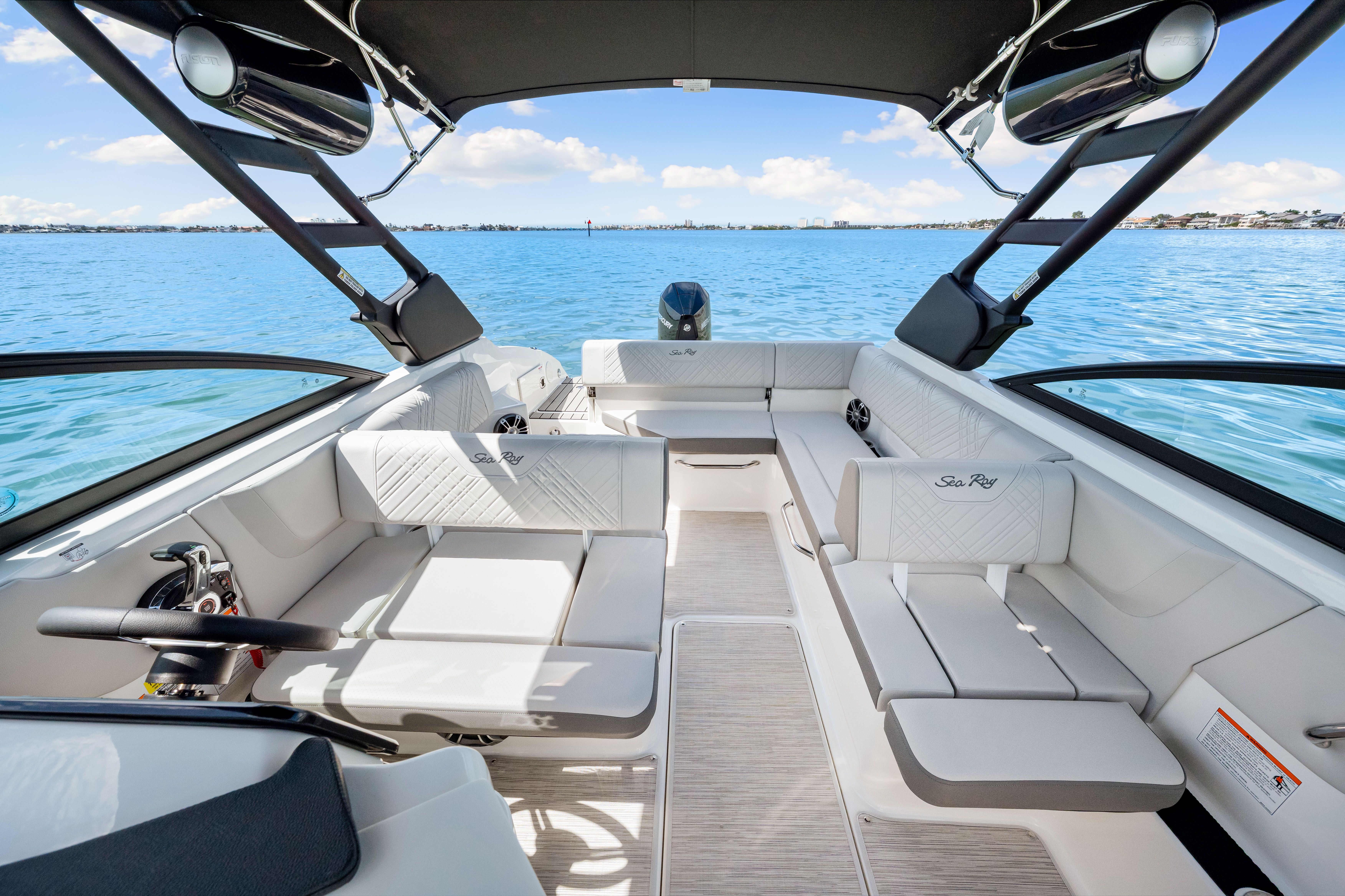 2025 Sea Ray SDX 250 Outboard Image Thumbnail #28