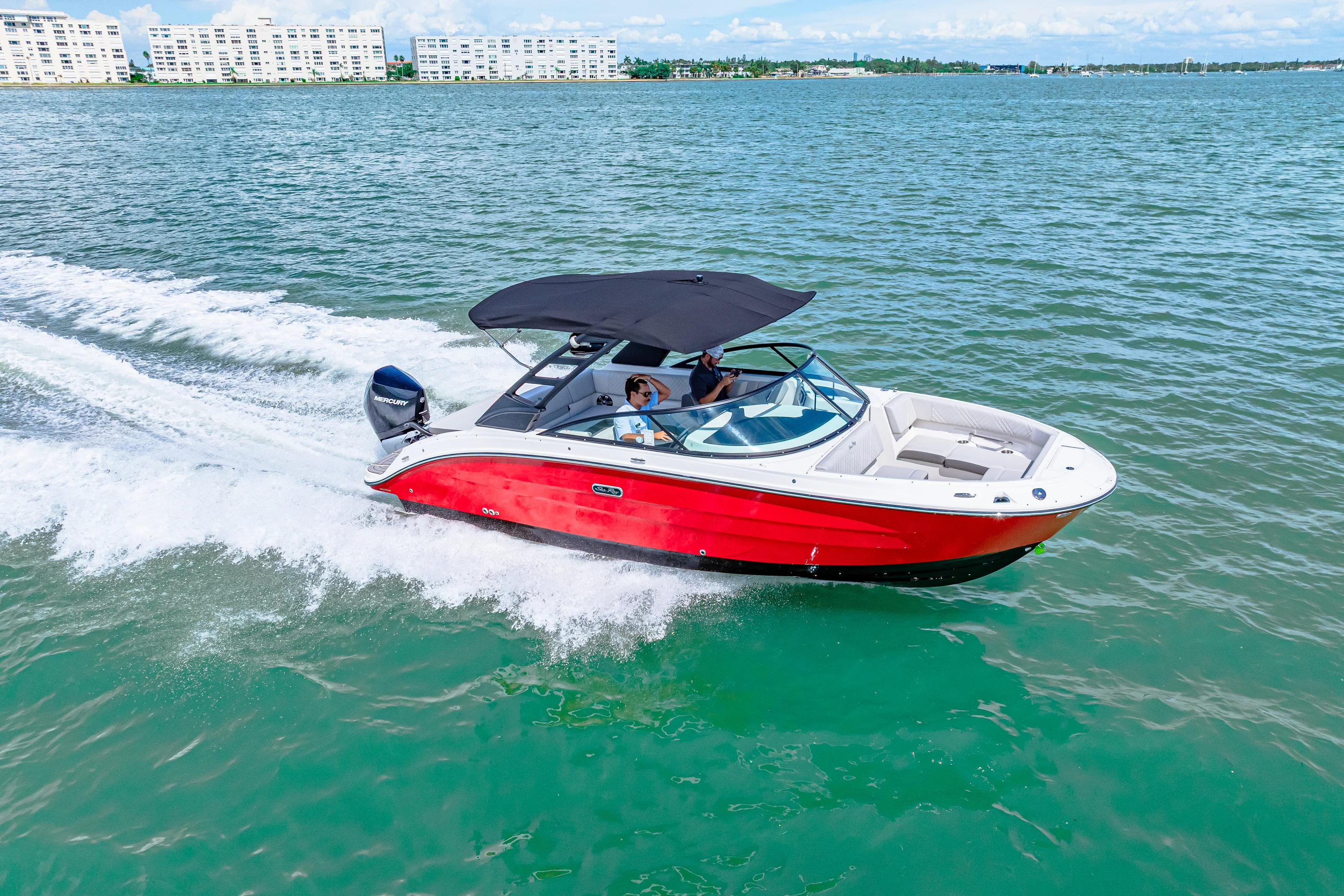 2025 Sea Ray SDX 250 Outboard Image Thumbnail #17