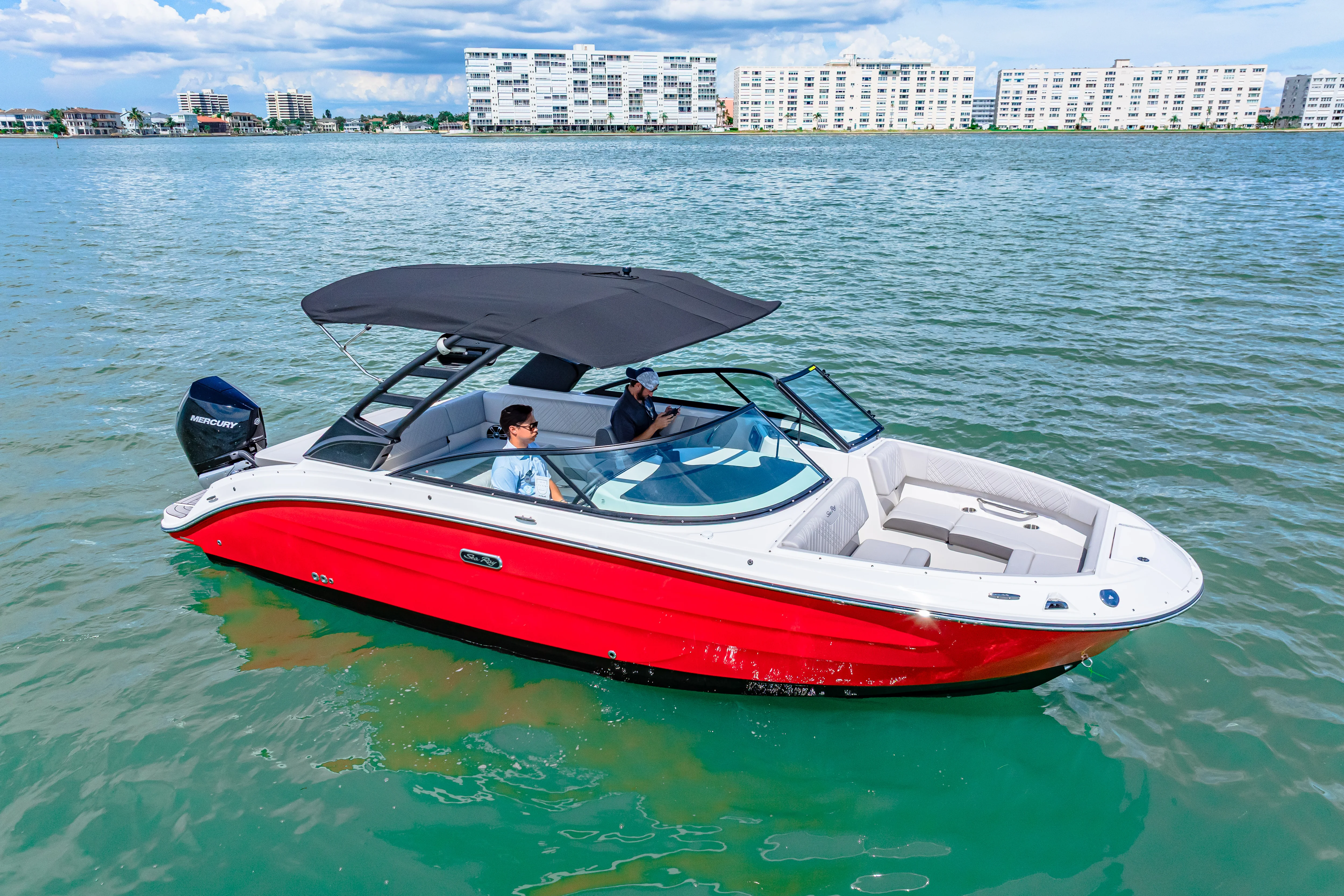 2025 Sea Ray SDX 250 Outboard Image Thumbnail #2