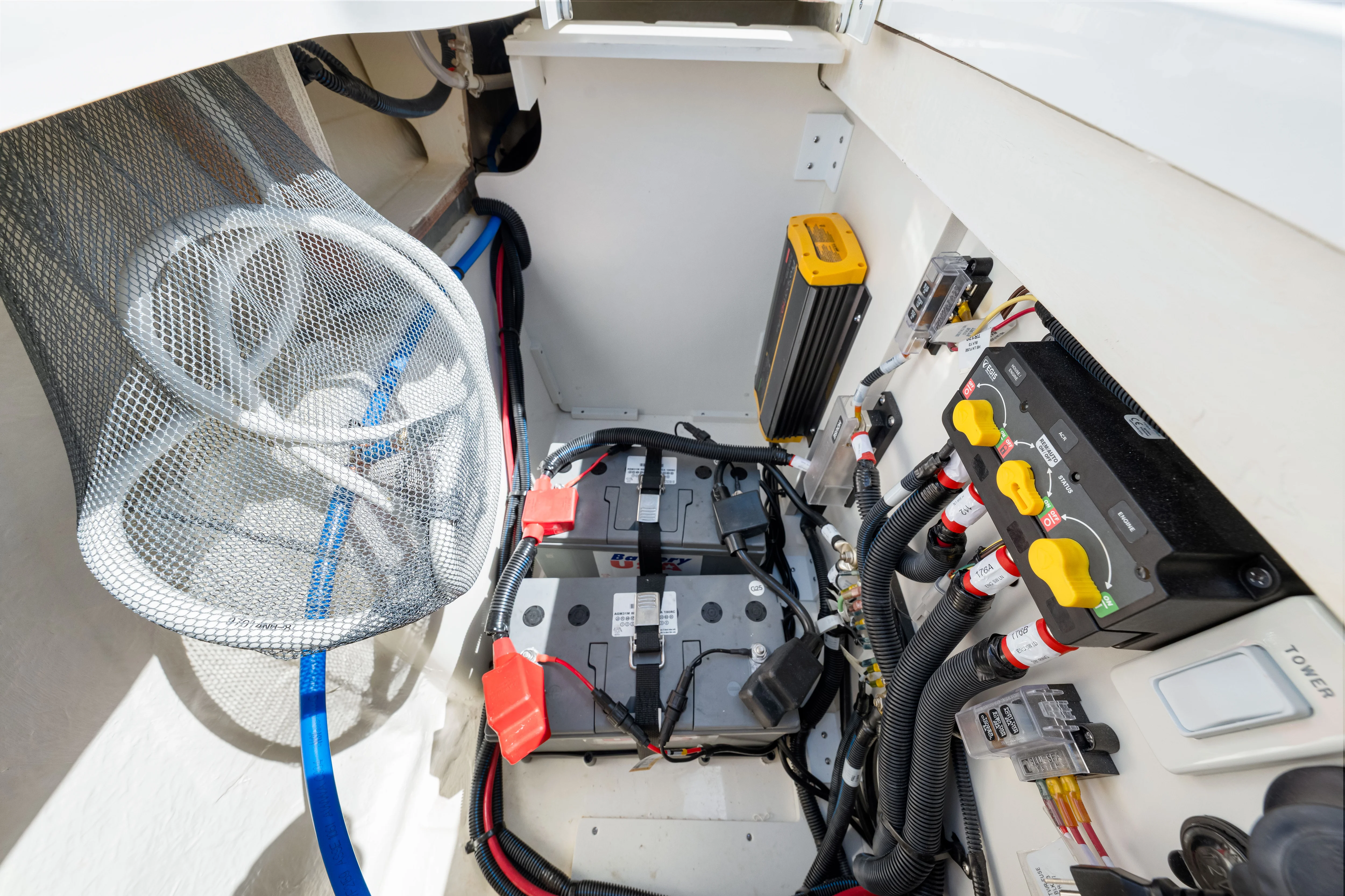 2025 Sea Ray SDX 250 Outboard Image Thumbnail #45