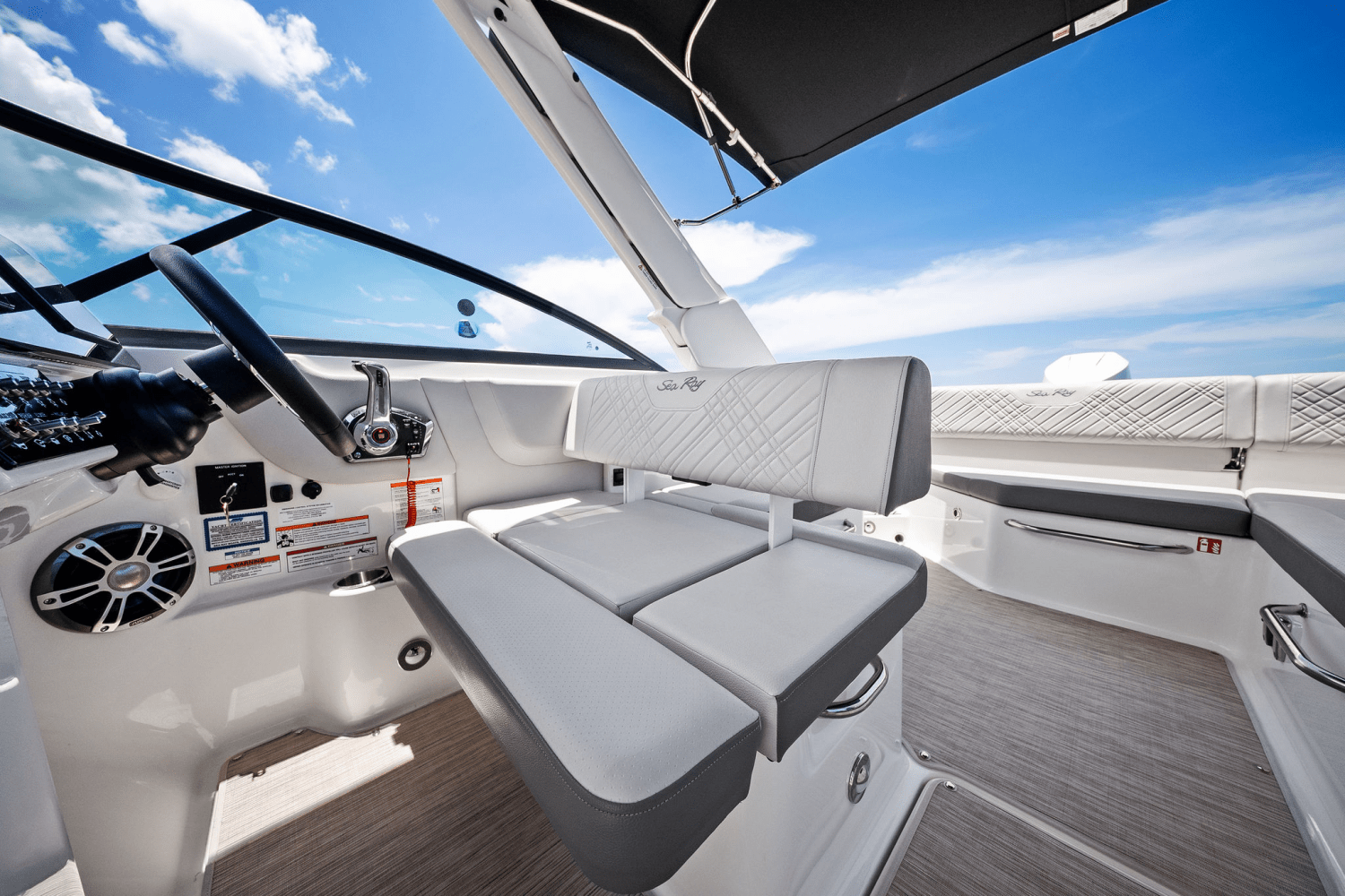 2025 Sea Ray SDX 270 Outboard Image Thumbnail #33