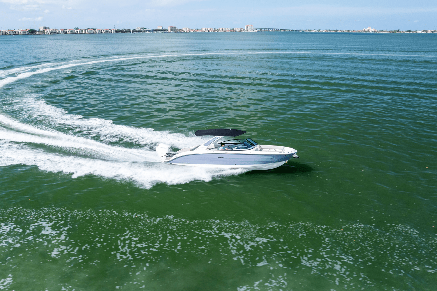 2025 Sea Ray SDX 270 Outboard Image Thumbnail #17