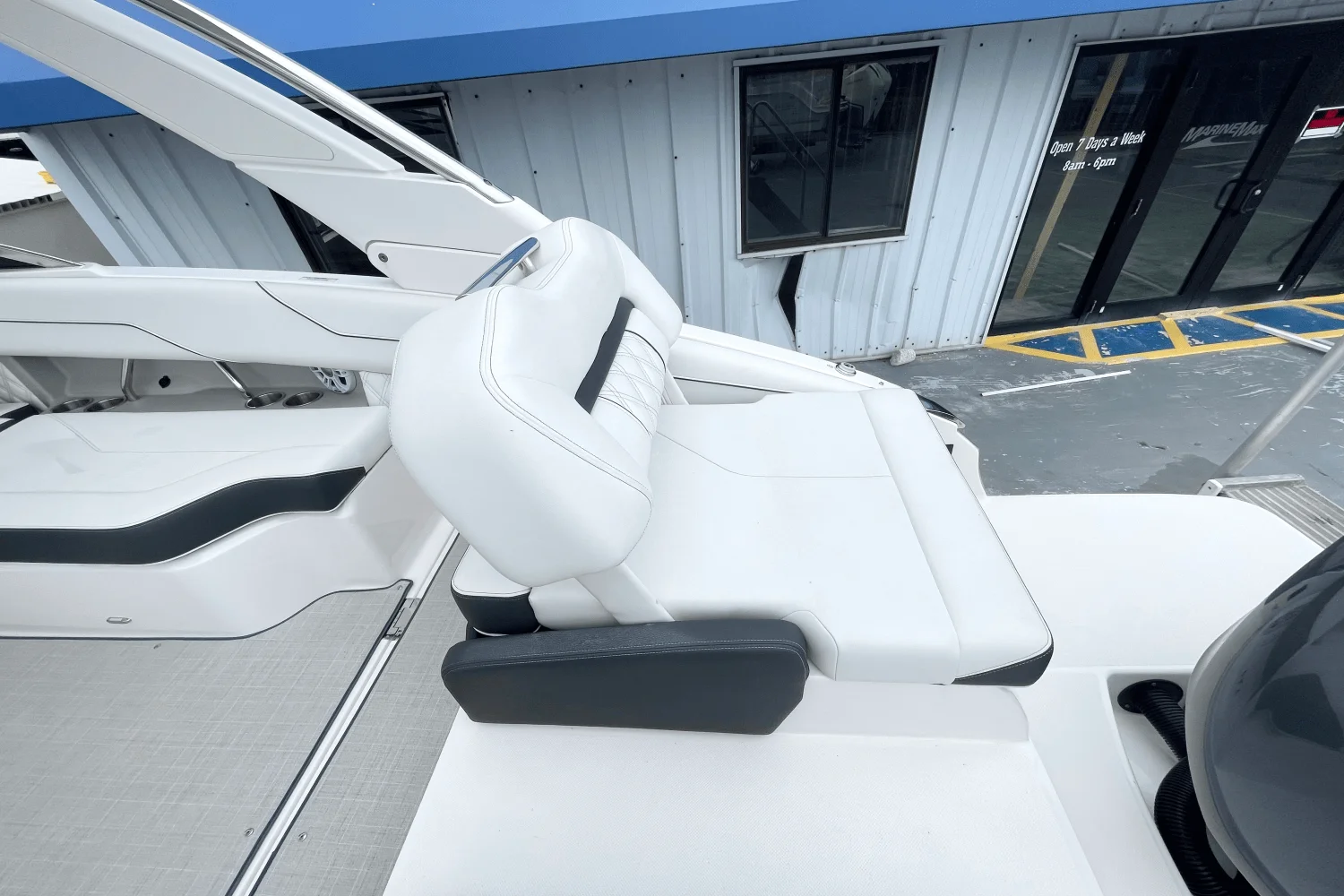 2025 Regal LX4 Image Thumbnail #8