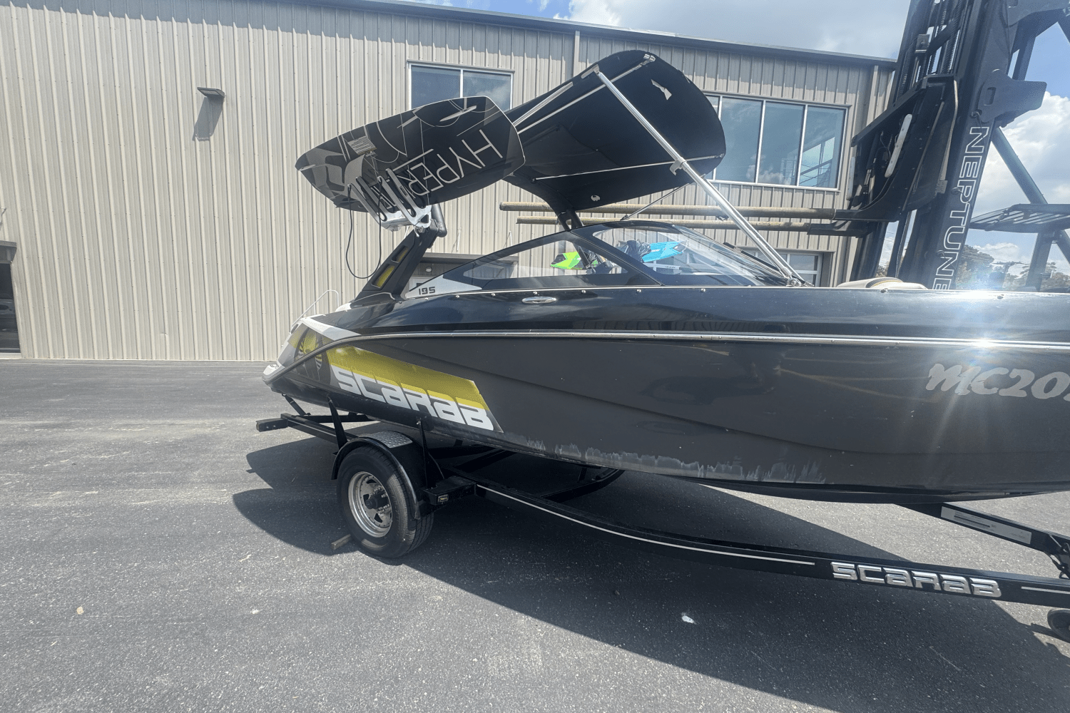 2017 Scarab 195 Image Thumbnail #5