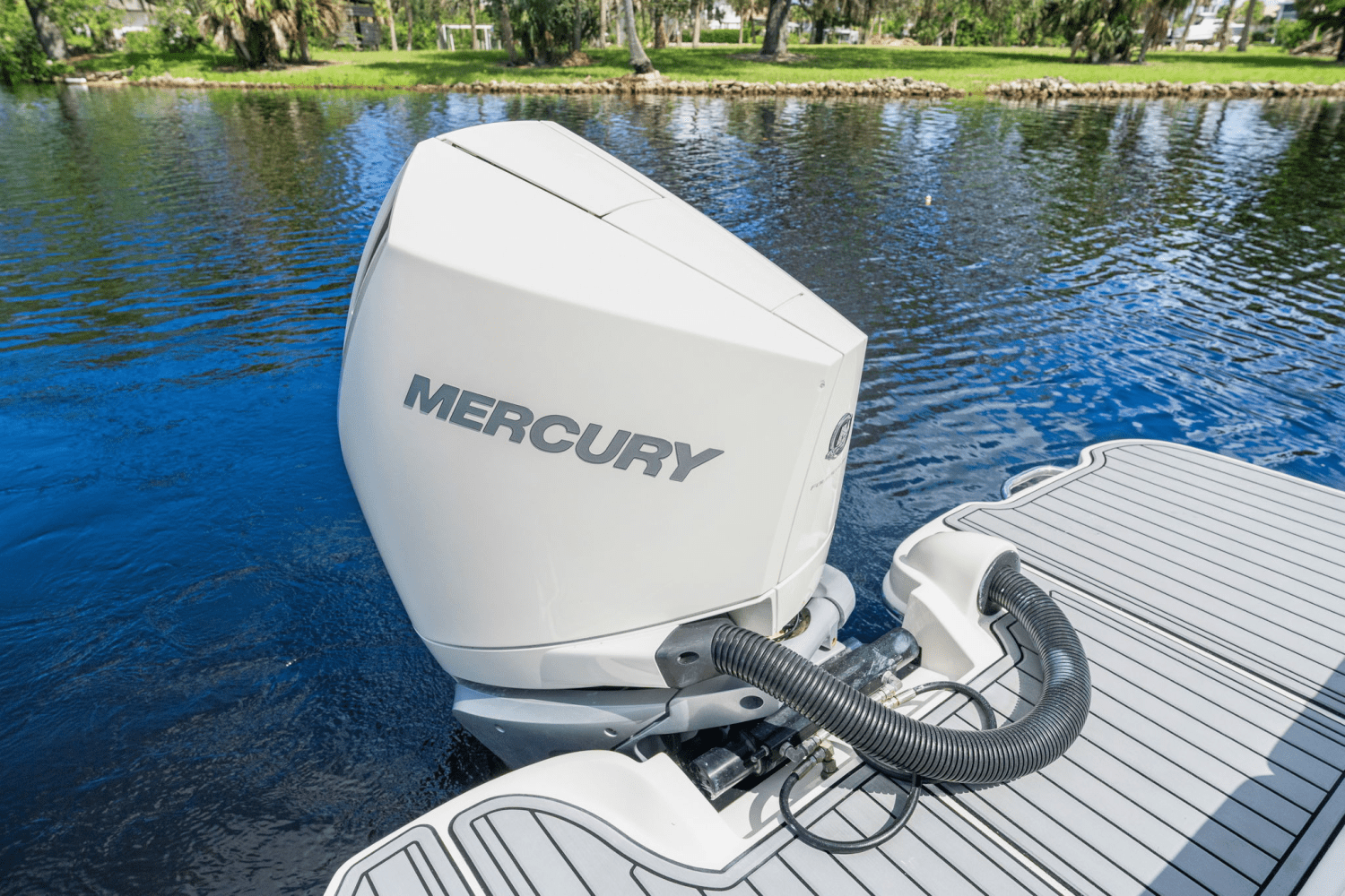 2021 Sea Ray 270 SD-OB Image Thumbnail #21