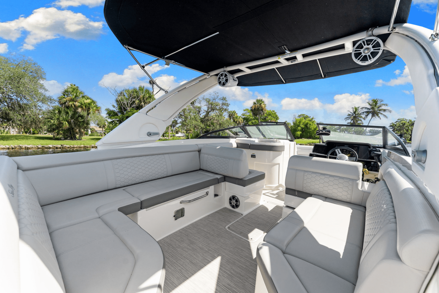 2021 Sea Ray 270 SD-OB Image Thumbnail #9