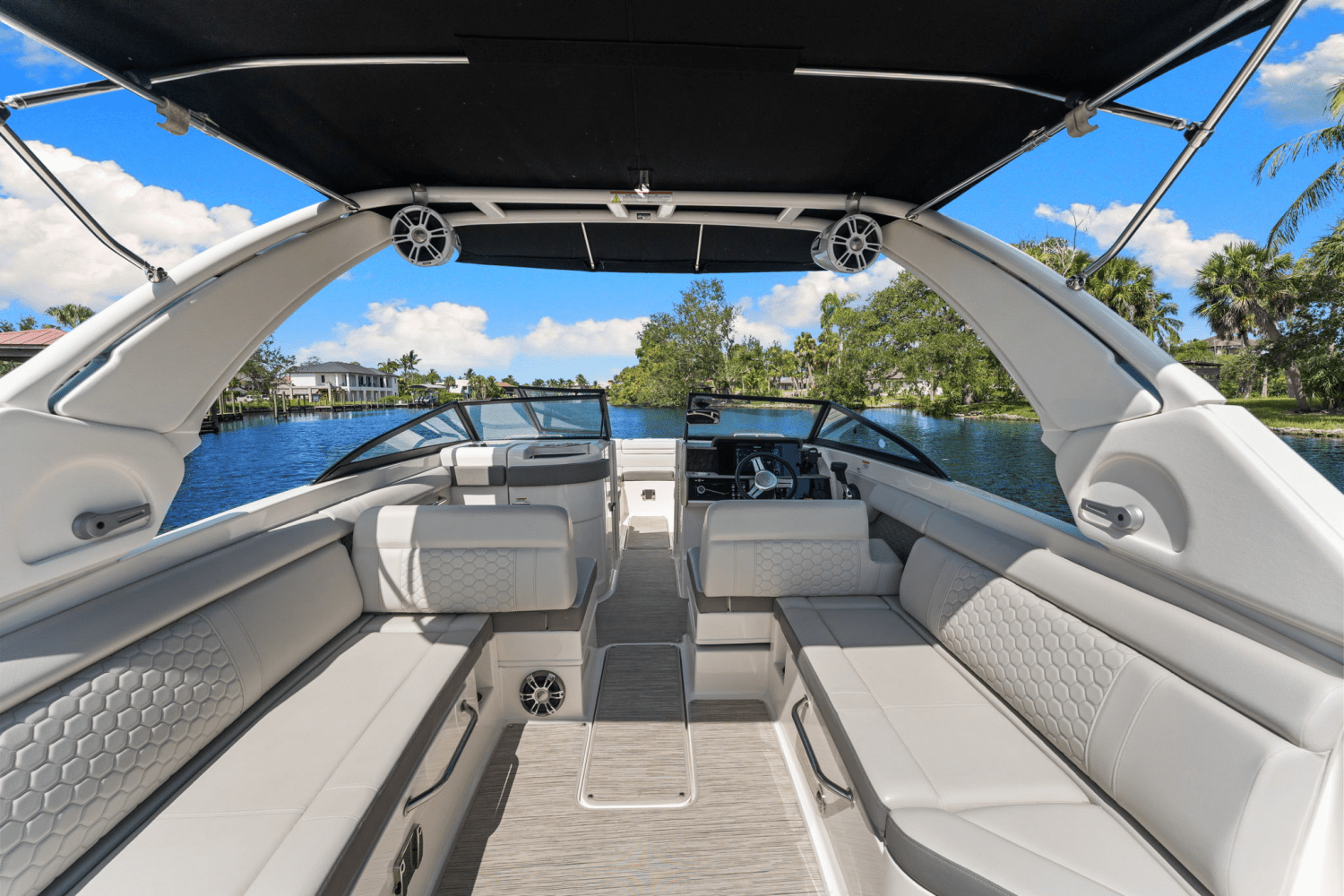 2021 Sea Ray 270 SD-OB Image Thumbnail #10