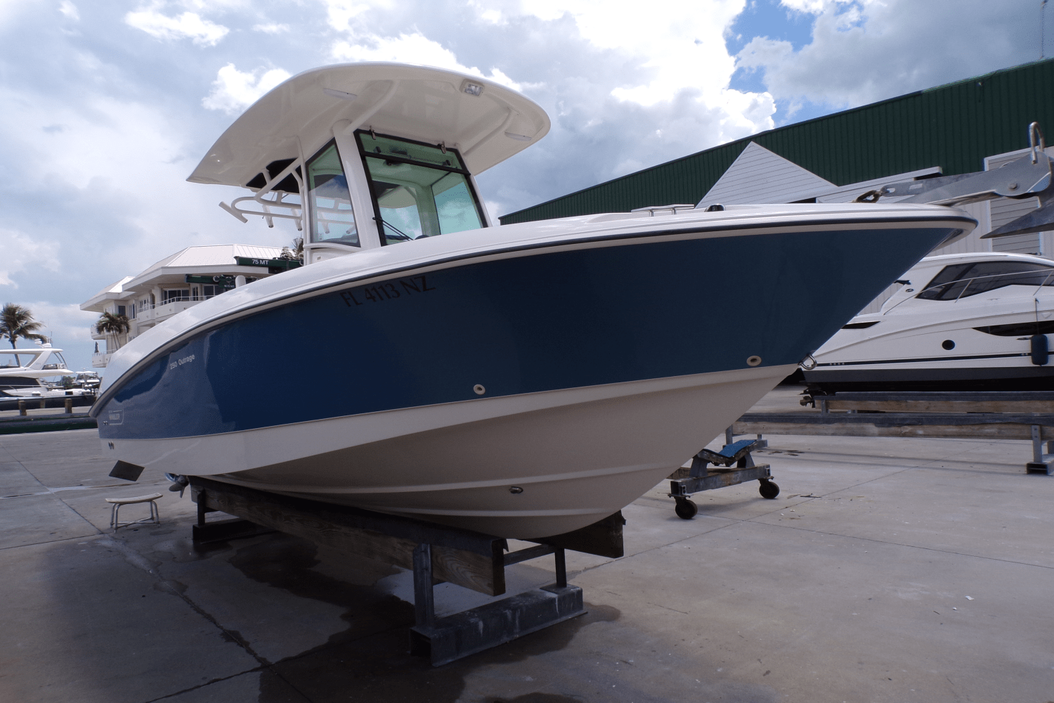2009 Boston Whaler 250 OUTRAGE Image Thumbnail #2
