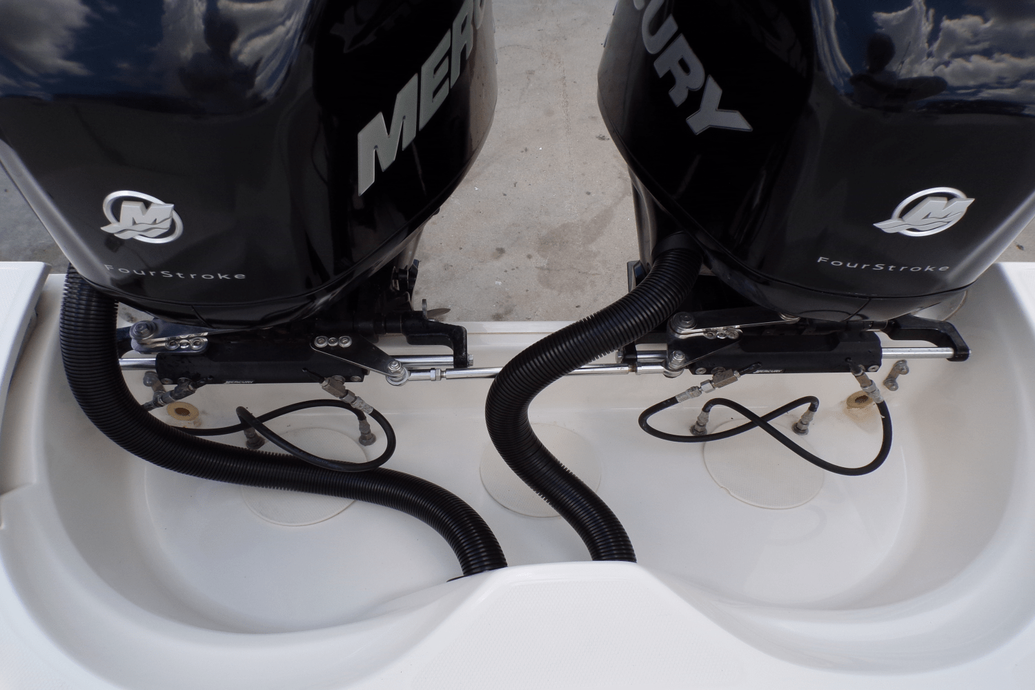 2009 Boston Whaler 250 OUTRAGE Image Thumbnail #46