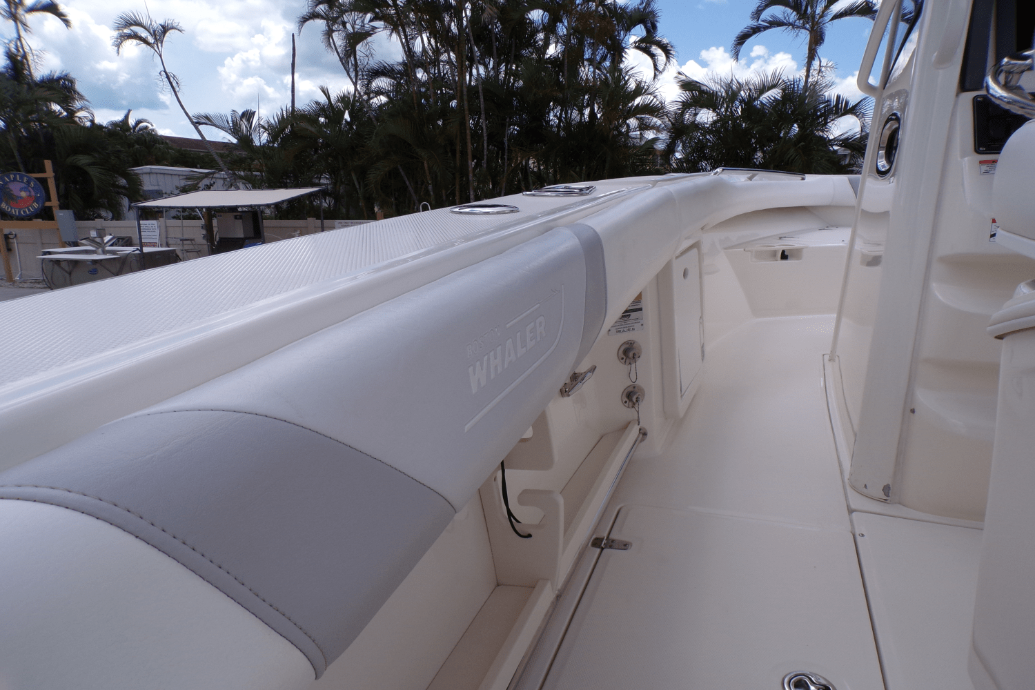2009 Boston Whaler 250 OUTRAGE Image Thumbnail #27