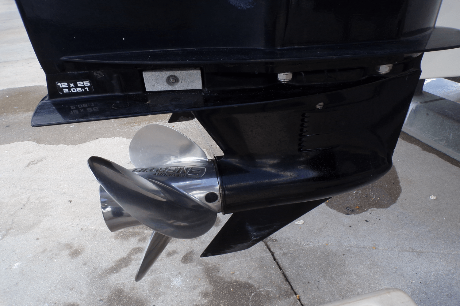 2009 Boston Whaler 250 OUTRAGE Image Thumbnail #23