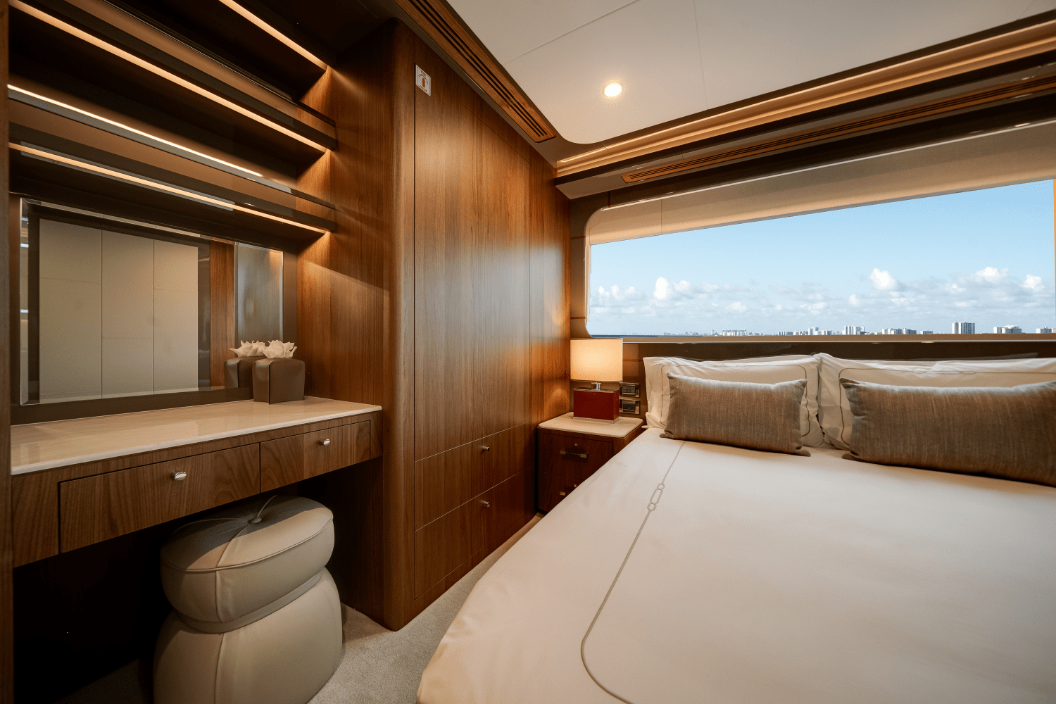 2025 Ocean Alexander 27R Image Thumbnail #48