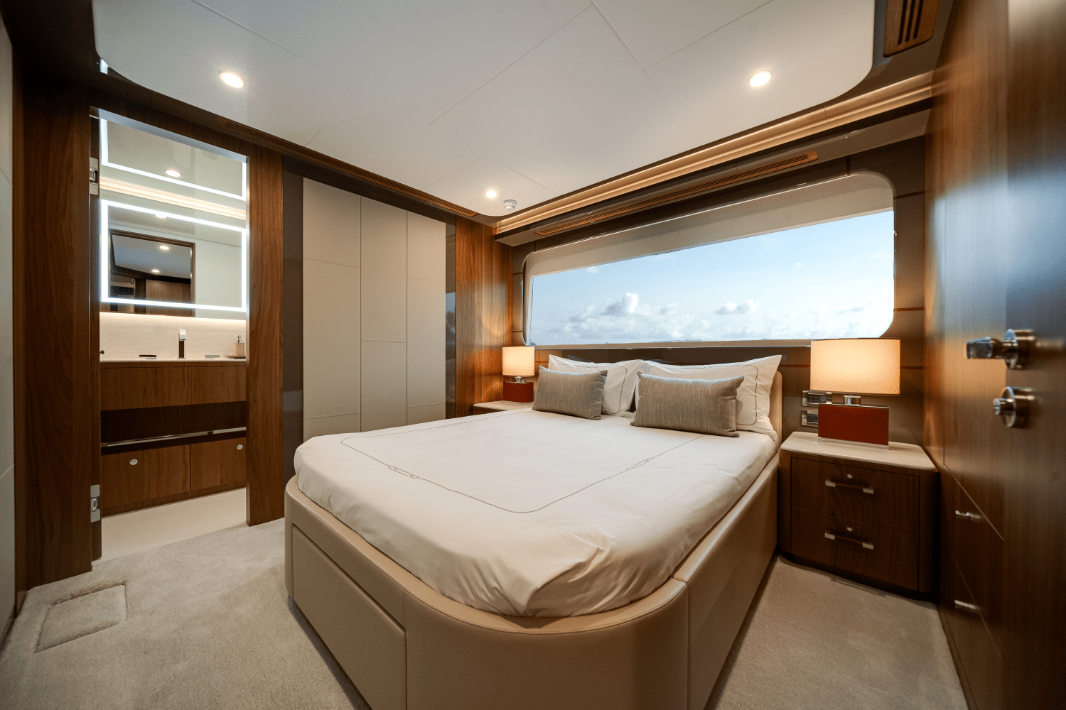 2025 Ocean Alexander 27R Image Thumbnail #42