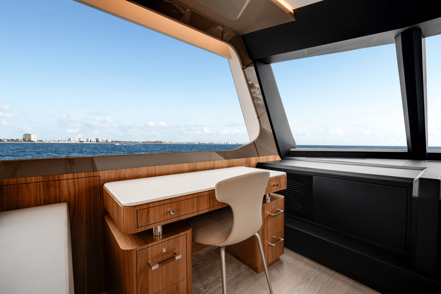 2025 Ocean Alexander 27R Image Thumbnail #76