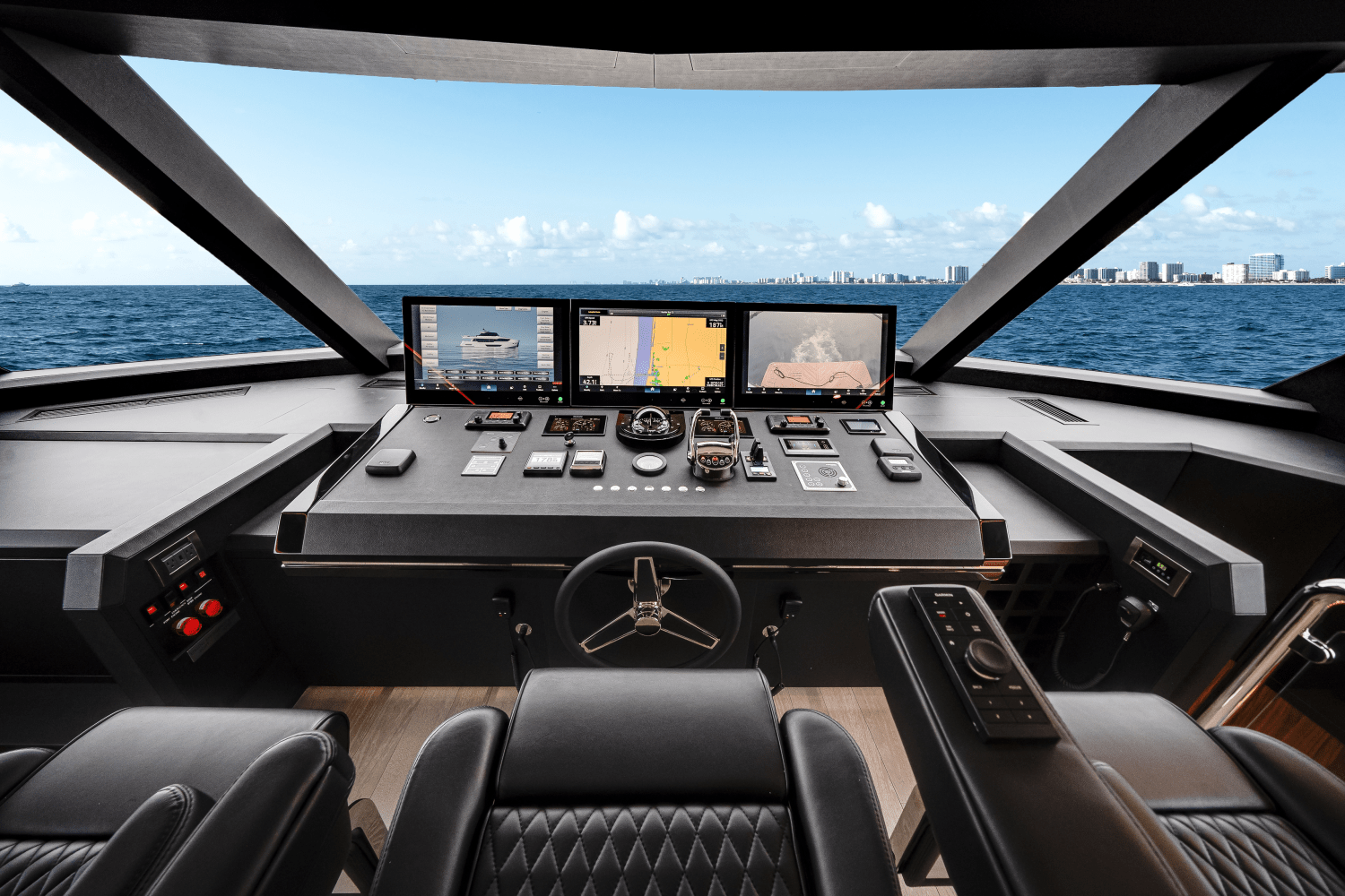 2025 Ocean Alexander 27R Image Thumbnail #77
