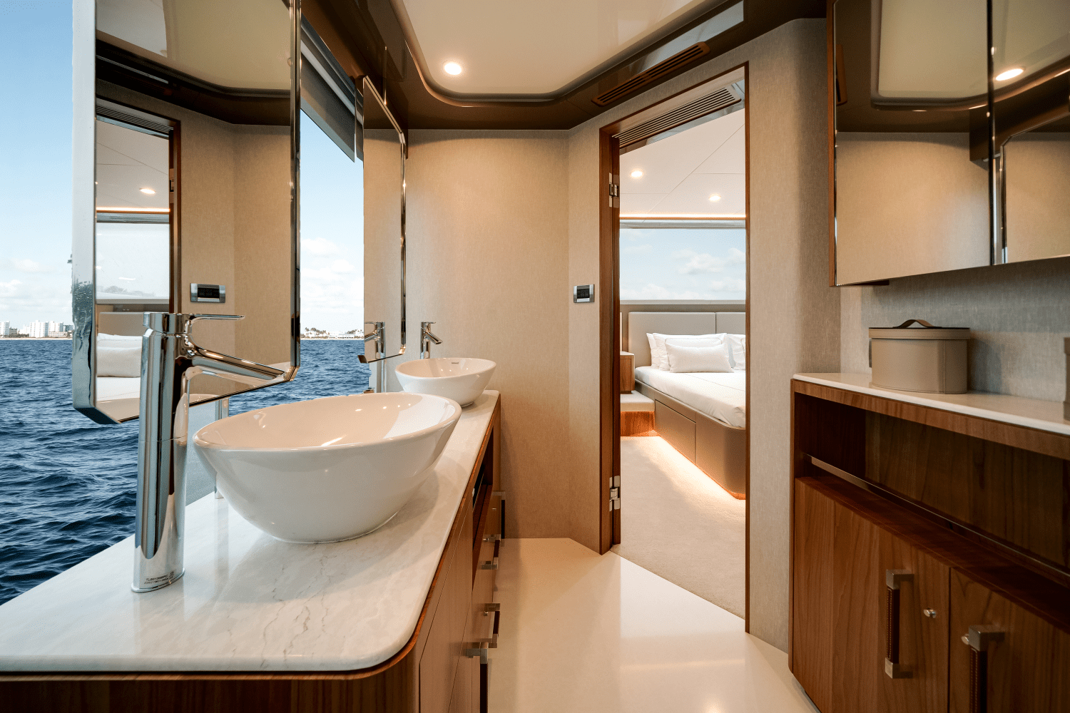 2025 Ocean Alexander 27R Image Thumbnail #60
