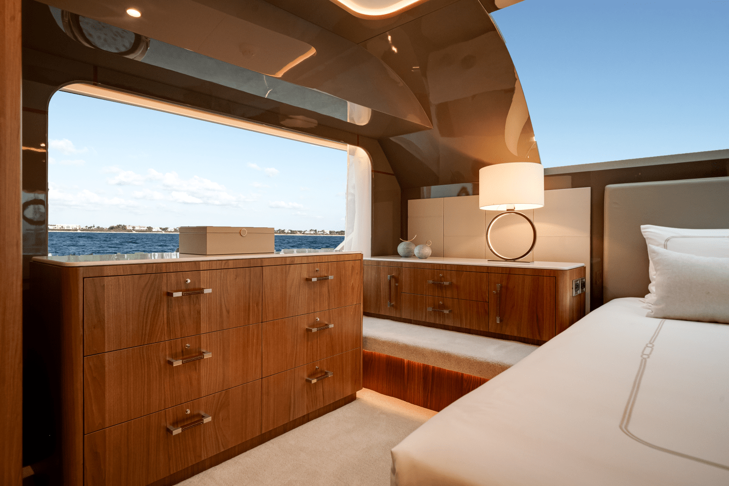 2025 Ocean Alexander 27R Image Thumbnail #54
