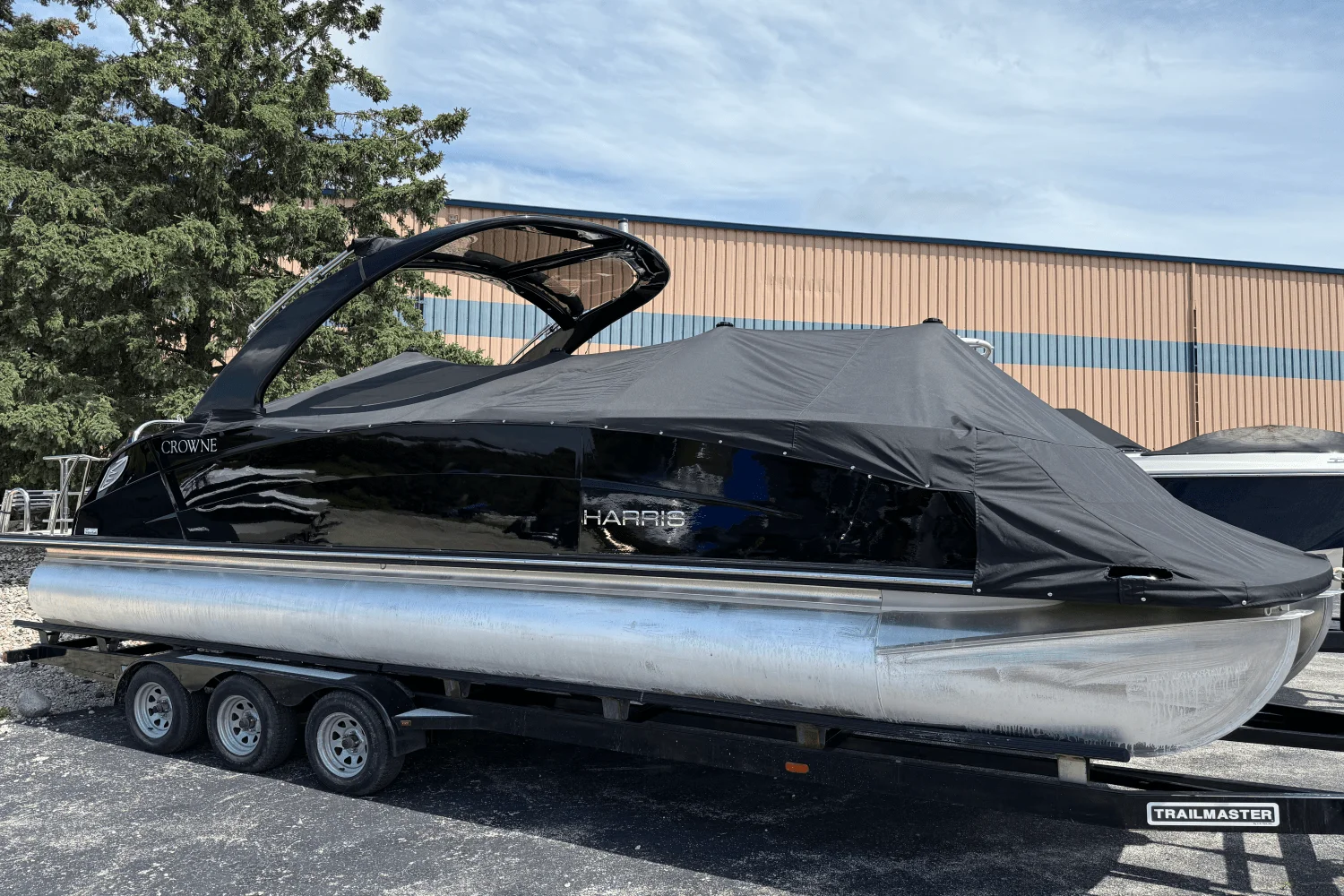 2022 Harris CROWNE Image Thumbnail #0