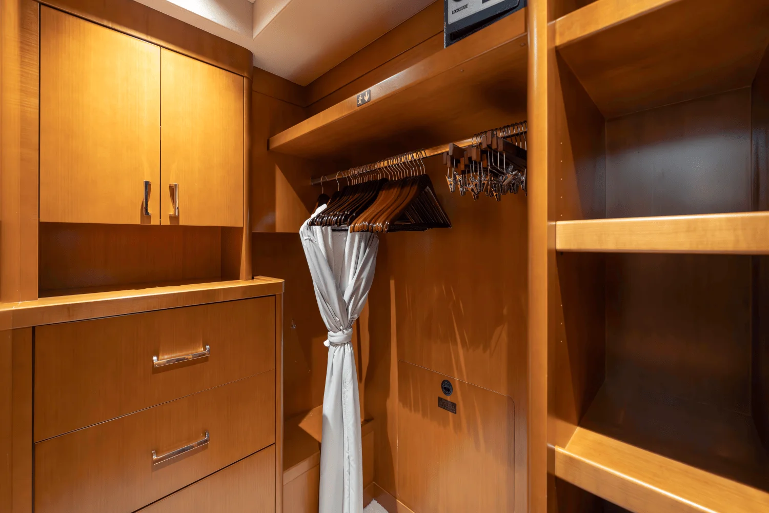 2014 Westport 40M Image Thumbnail #94