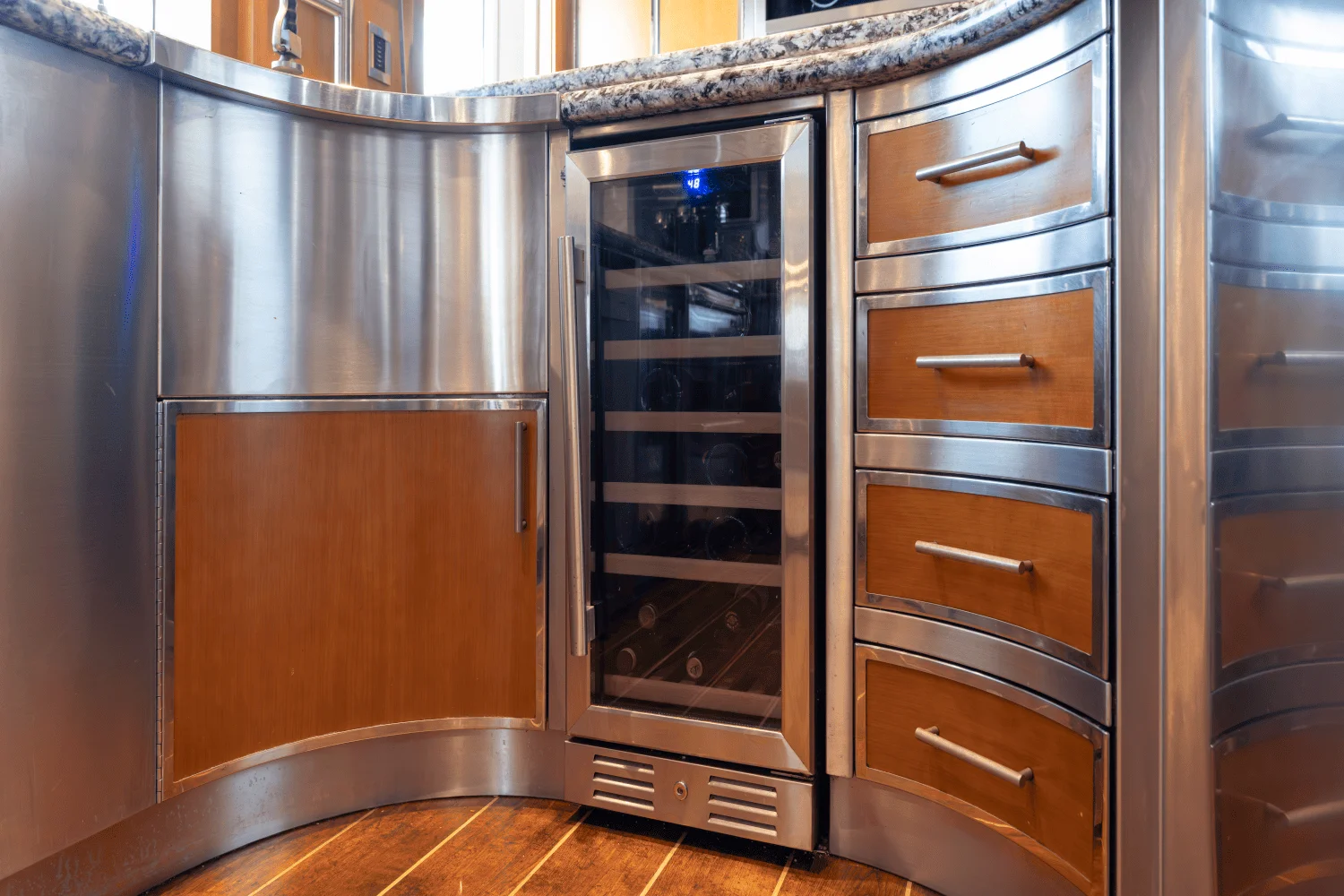 2014 Westport 40M Image Thumbnail #69