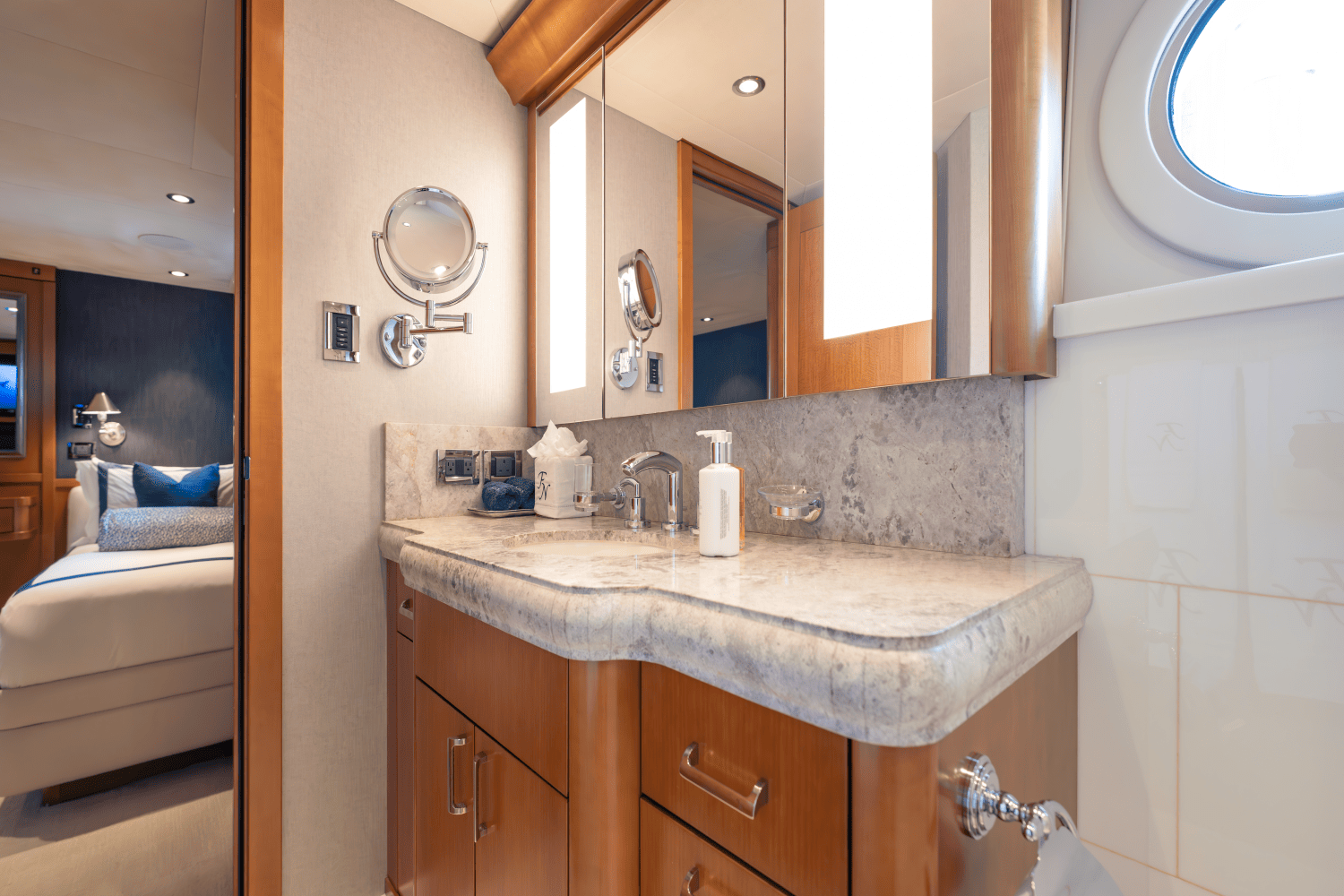 2014 Westport 40M Image Thumbnail #82