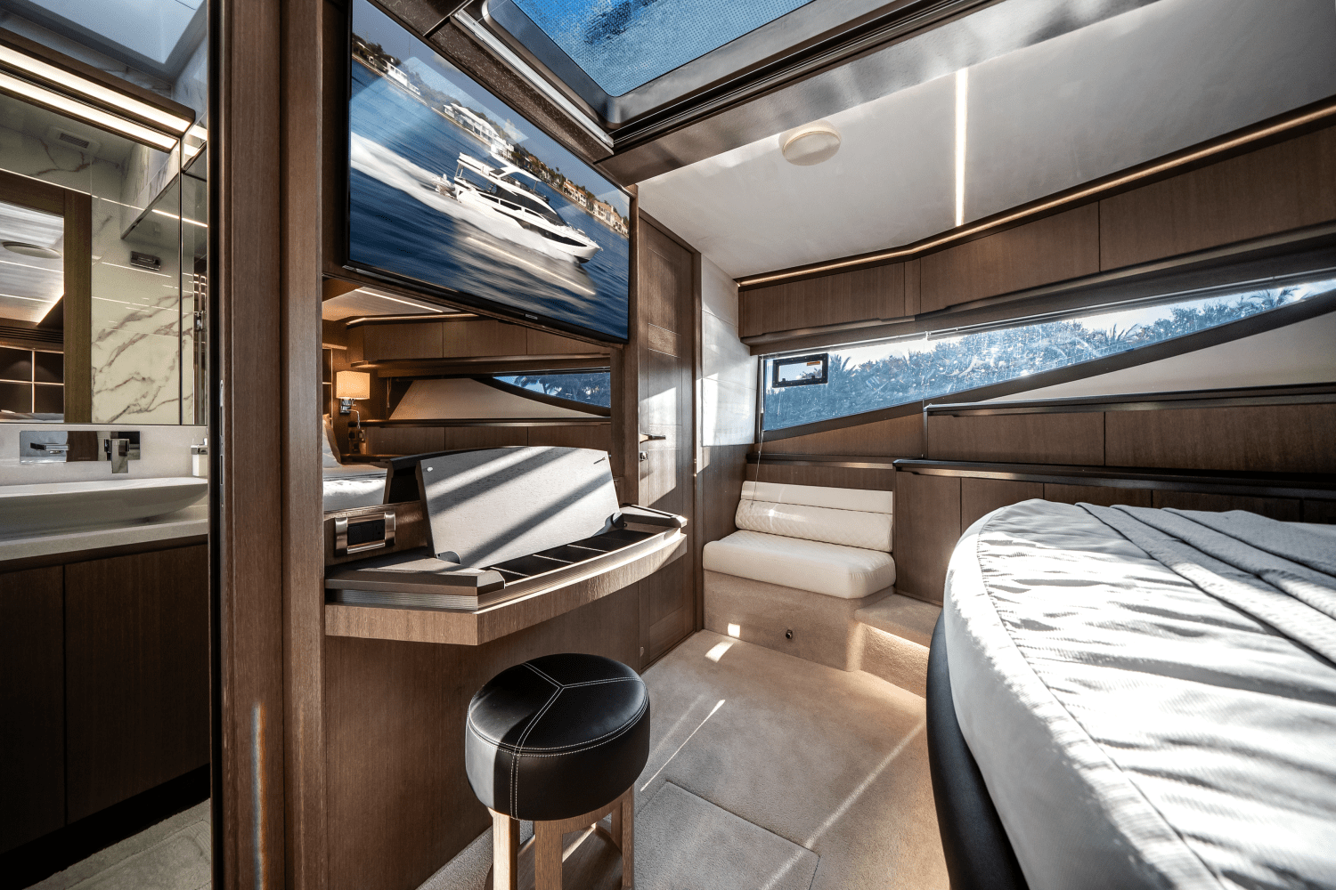 2021 Galeon 640 FLY BRIDGE Image Thumbnail #26