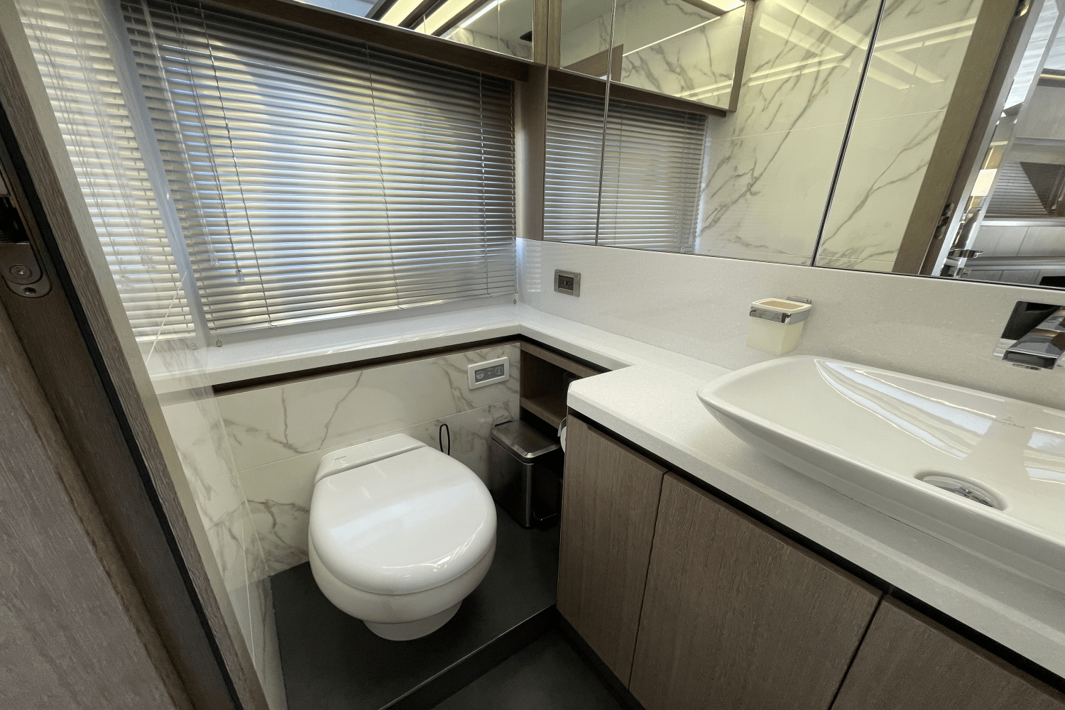 2021 Galeon 640 FLY BRIDGE Image Thumbnail #53