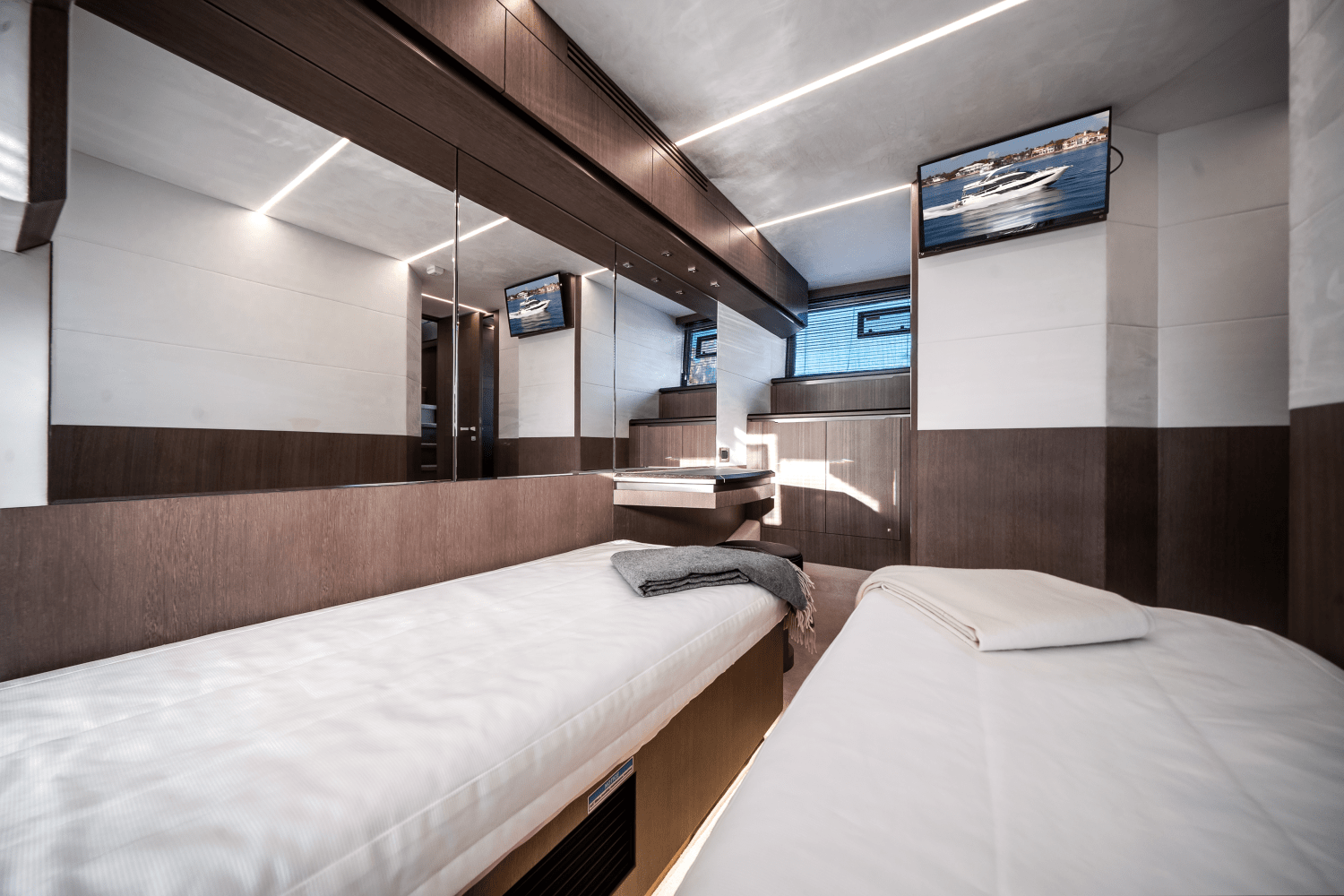 2021 Galeon 640 FLY BRIDGE Image Thumbnail #9
