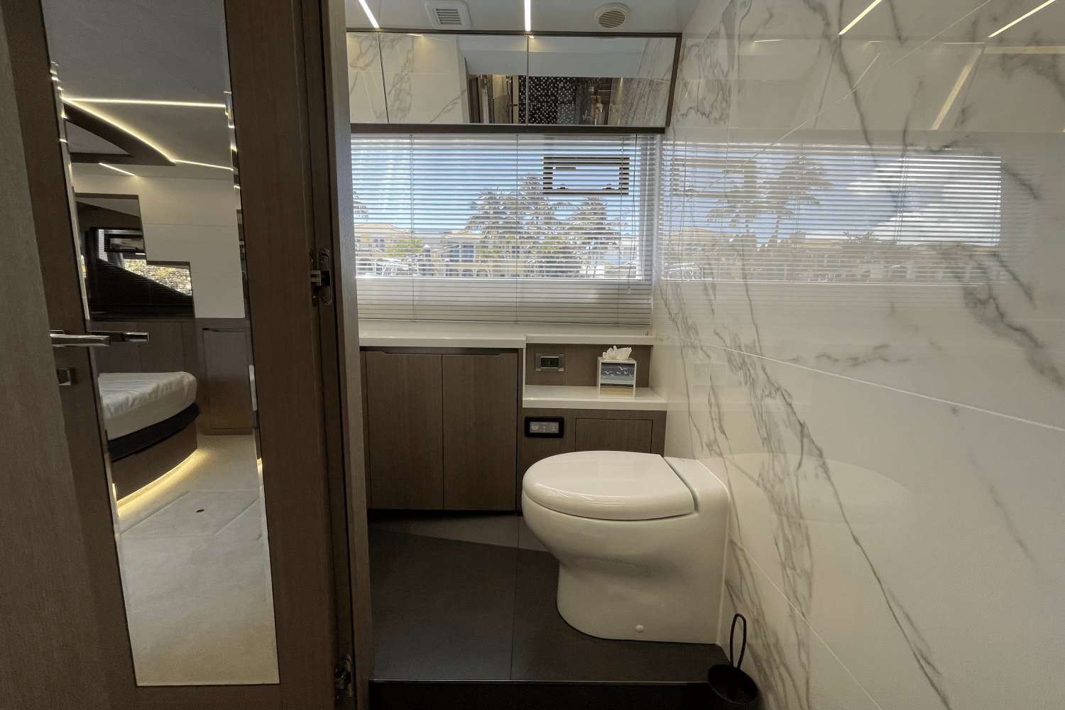 2021 Galeon 640 FLY BRIDGE Image Thumbnail #36
