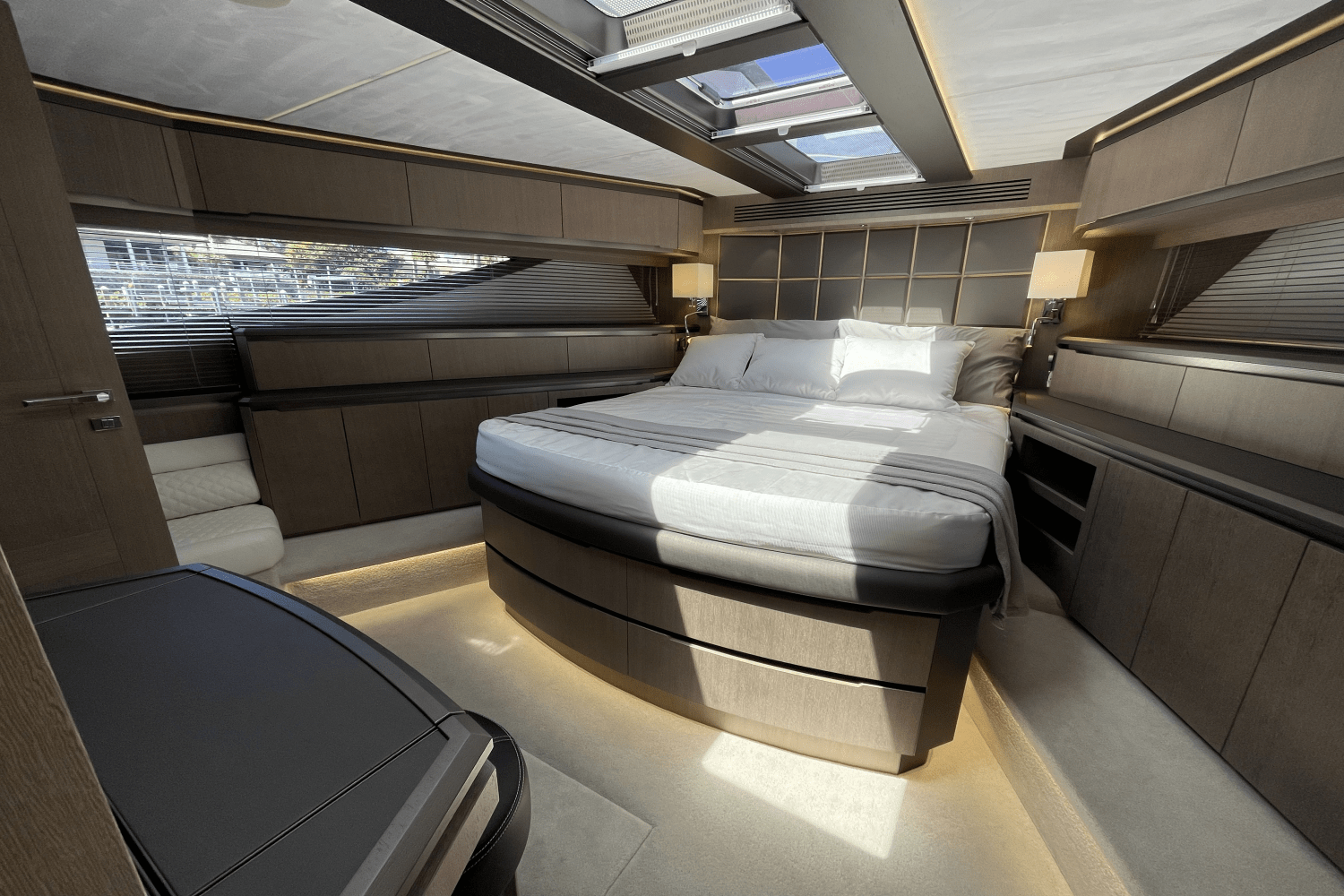 2021 Galeon 640 FLY BRIDGE Image Thumbnail #47