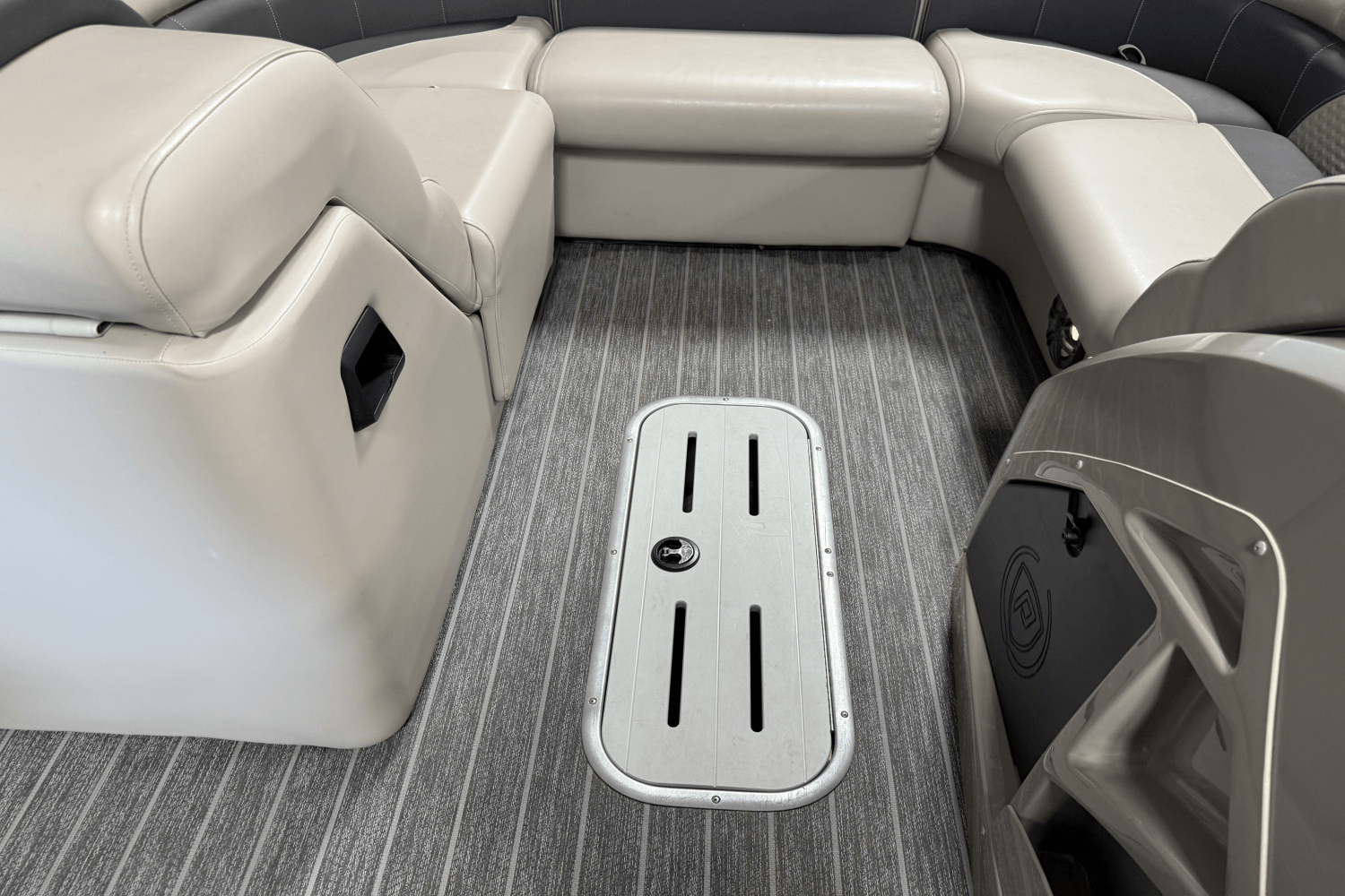 2022 Premier 230 Sunsation Image Thumbnail #62